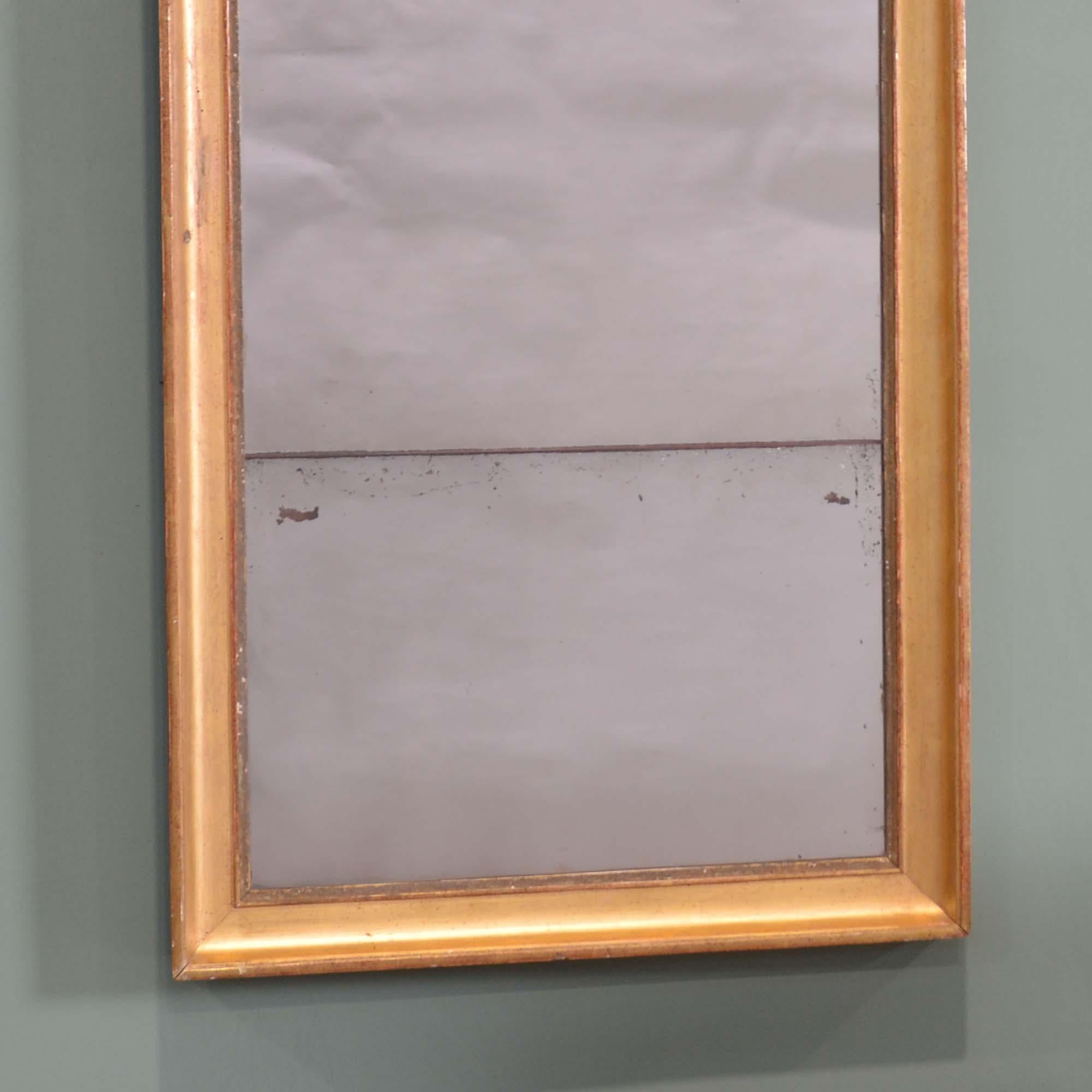 Specchio francese del XIX secolo in legno dorato con lastra spaccata in vendita 1