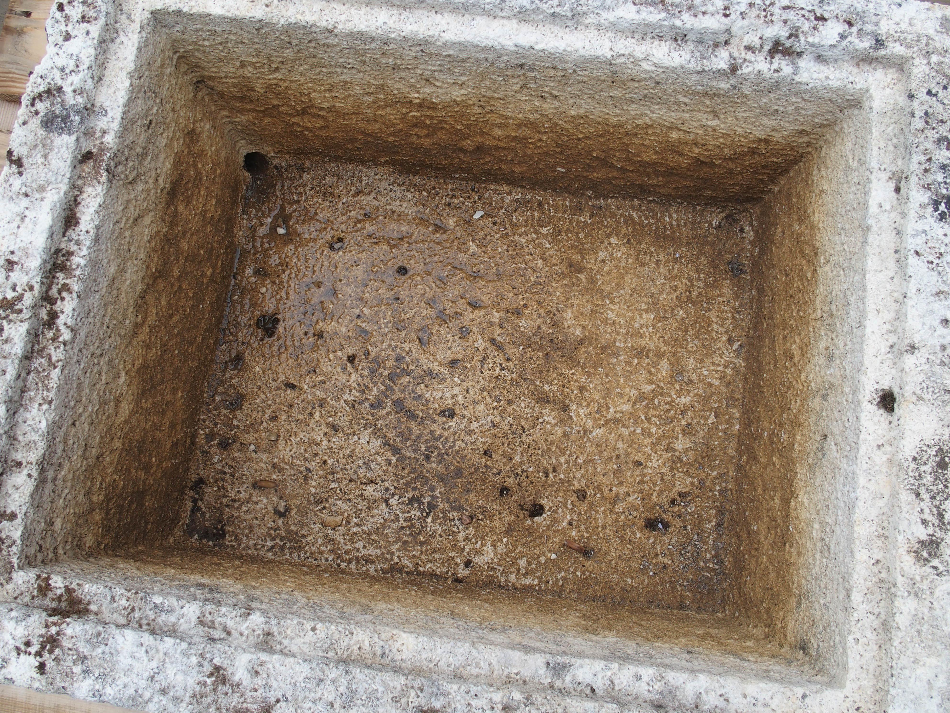 19th Century French Square Carved Limestone Trough or Sink In Good Condition In Dallas, TX