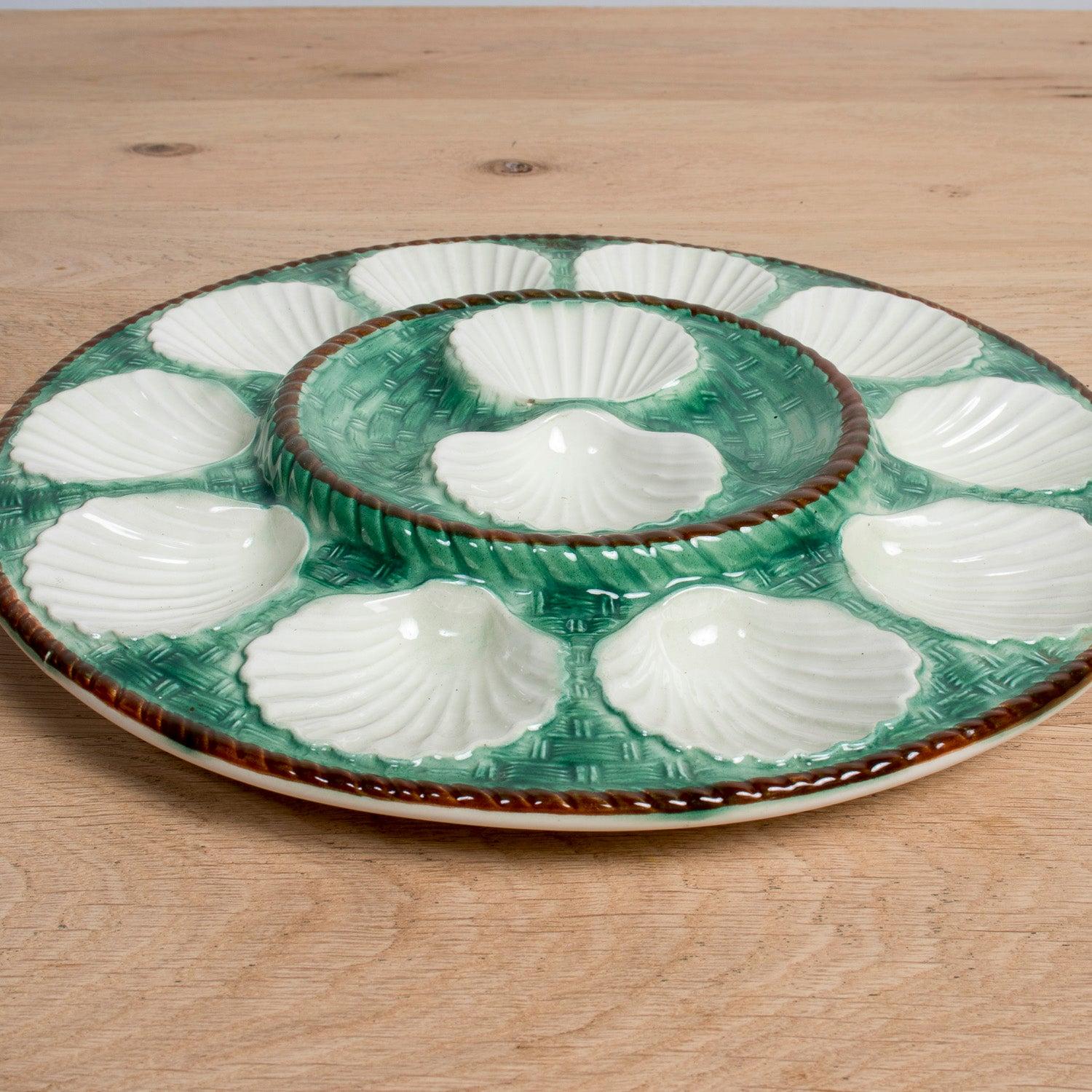 19th Century French St. Clement Basketweave and Rope Oyster Platter For Sale 3