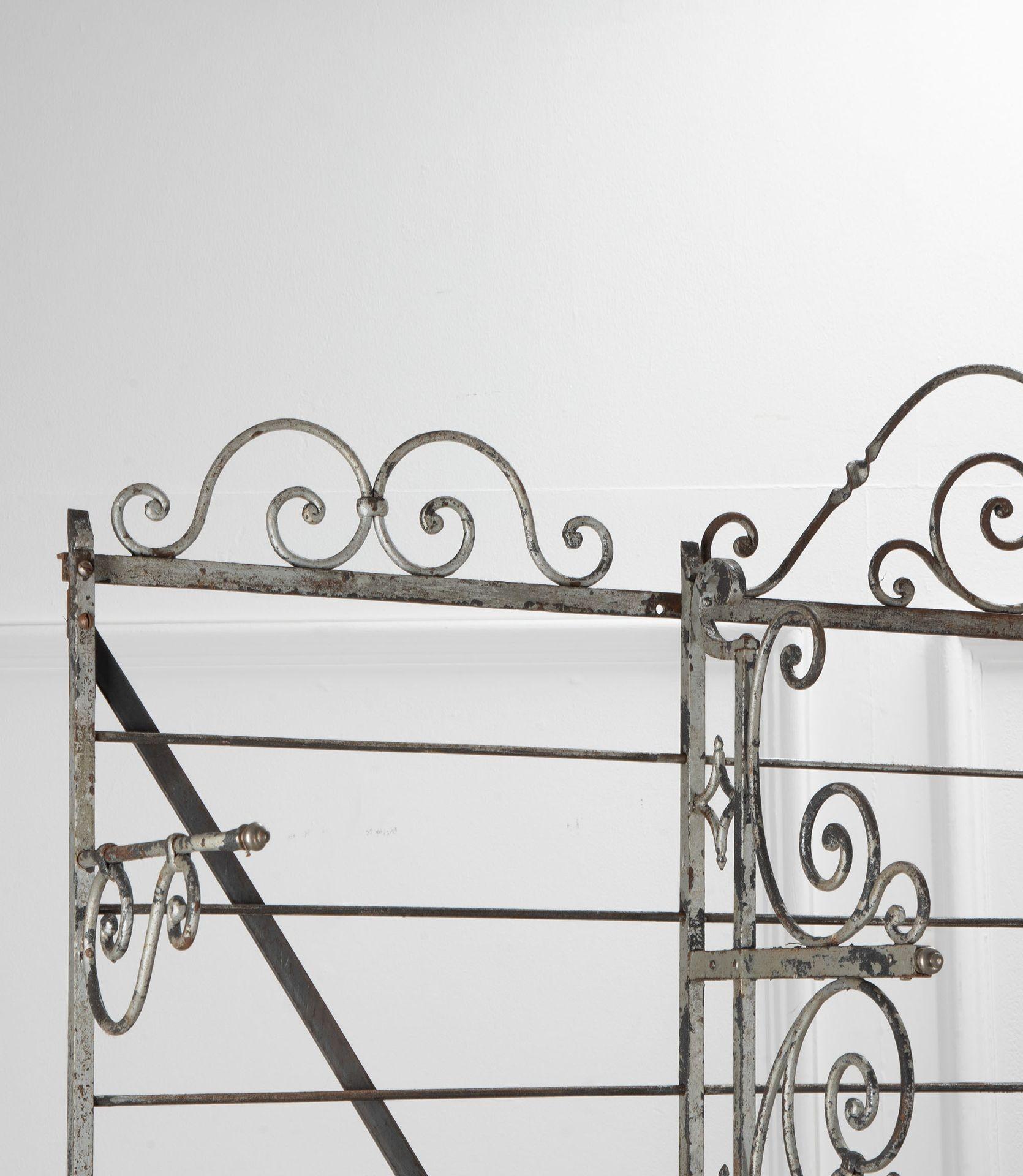 19th Century French Steel and Brass Bakers Shelves In Good Condition For Sale In Gloucestershire, GB