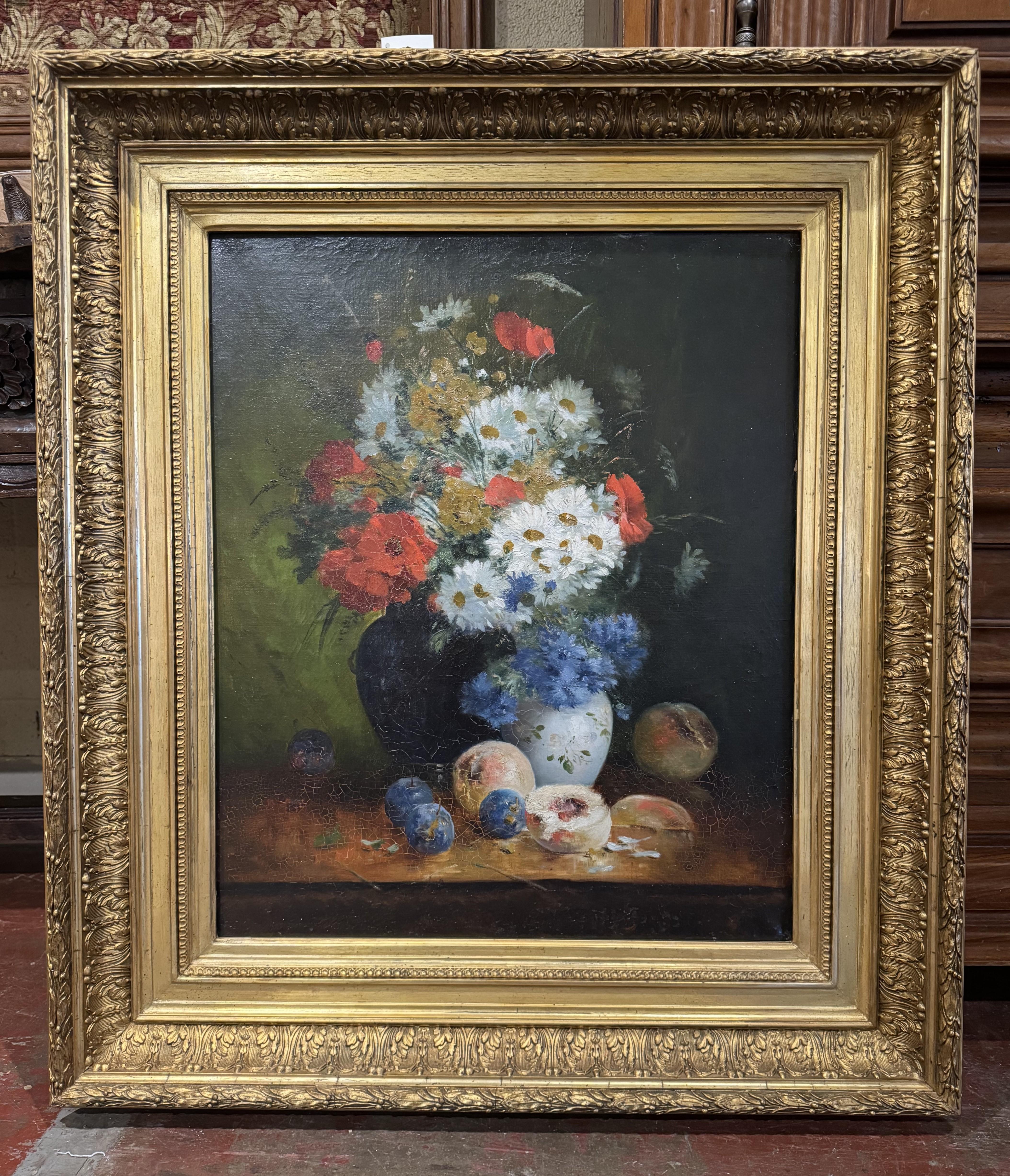 19th Century French Still Life Floral Painting in Carved Giltwood Frame For Sale 1