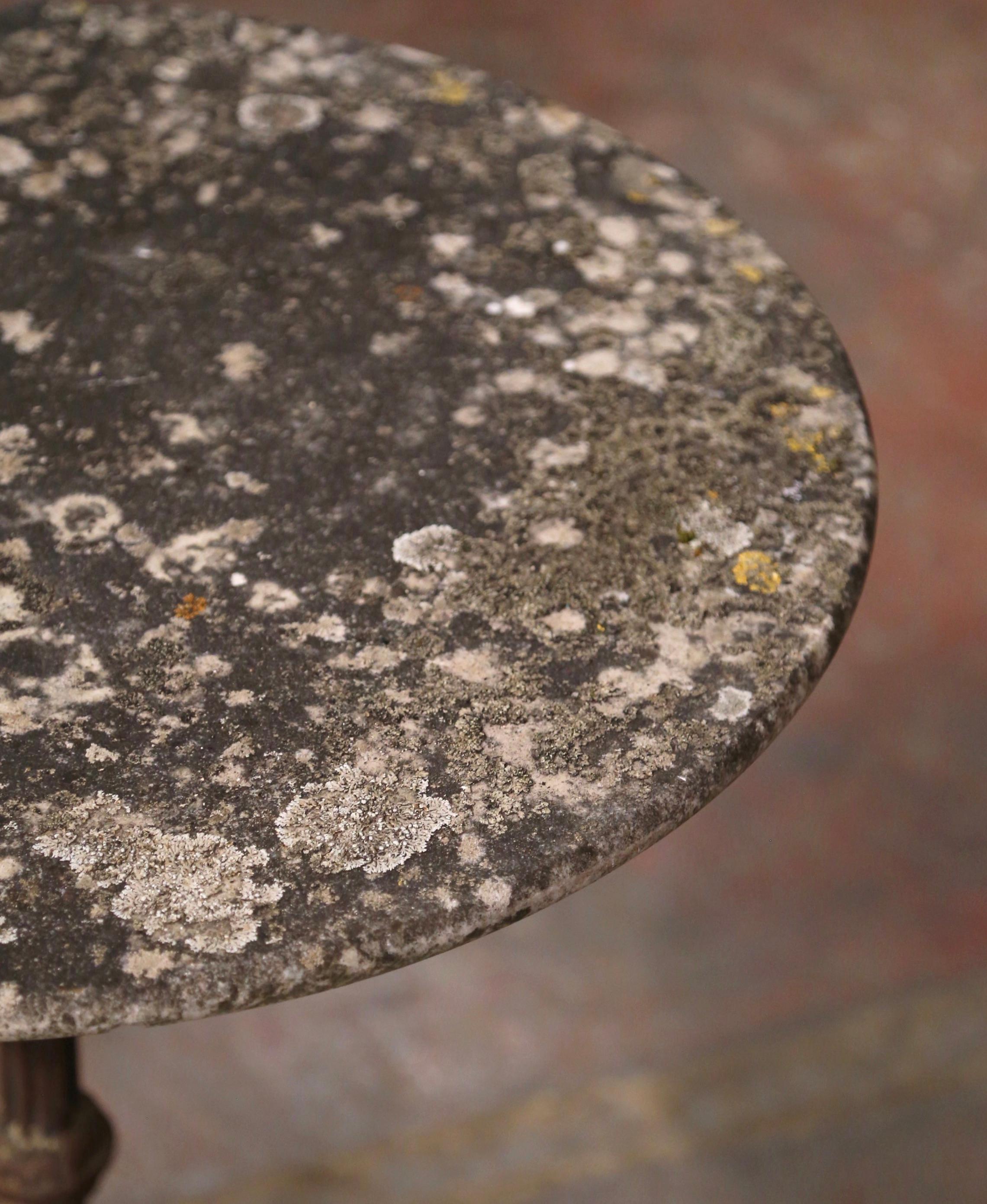 Guéridon Bistrot du 19ème siècle en fer avec plateau en pierre de Normandie en vente 2