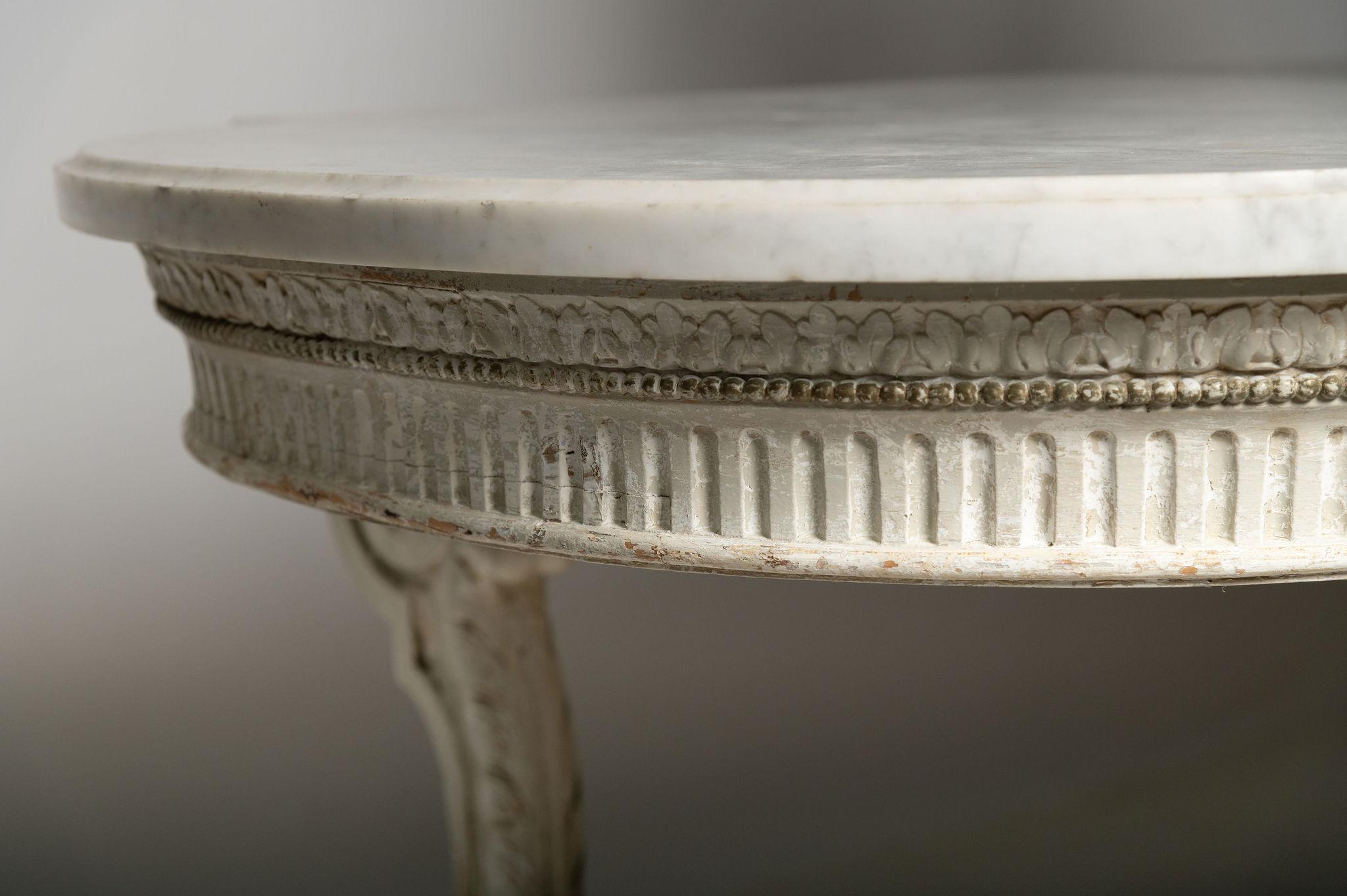 19th Century French table, console table, centre table, marble top, carved wood For Sale 7