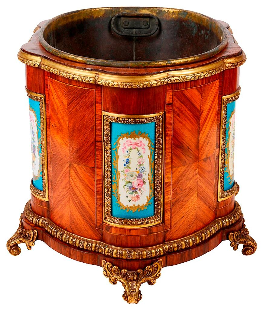 Hand-Painted 19th Century French Table Jardiniere For Sale