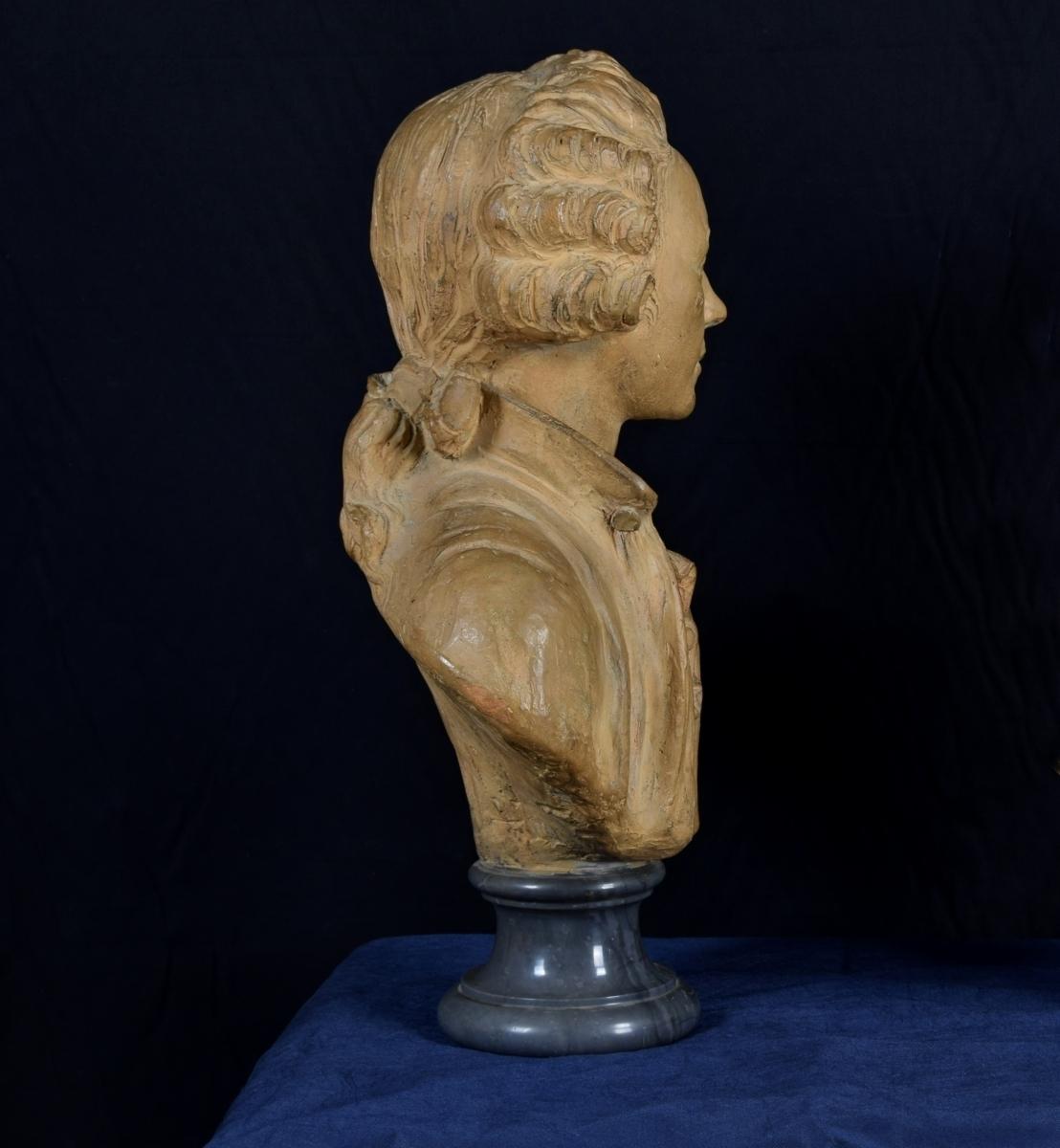 19th Century, French Terracotta Bust and Marble Base with Nobleman For Sale 10