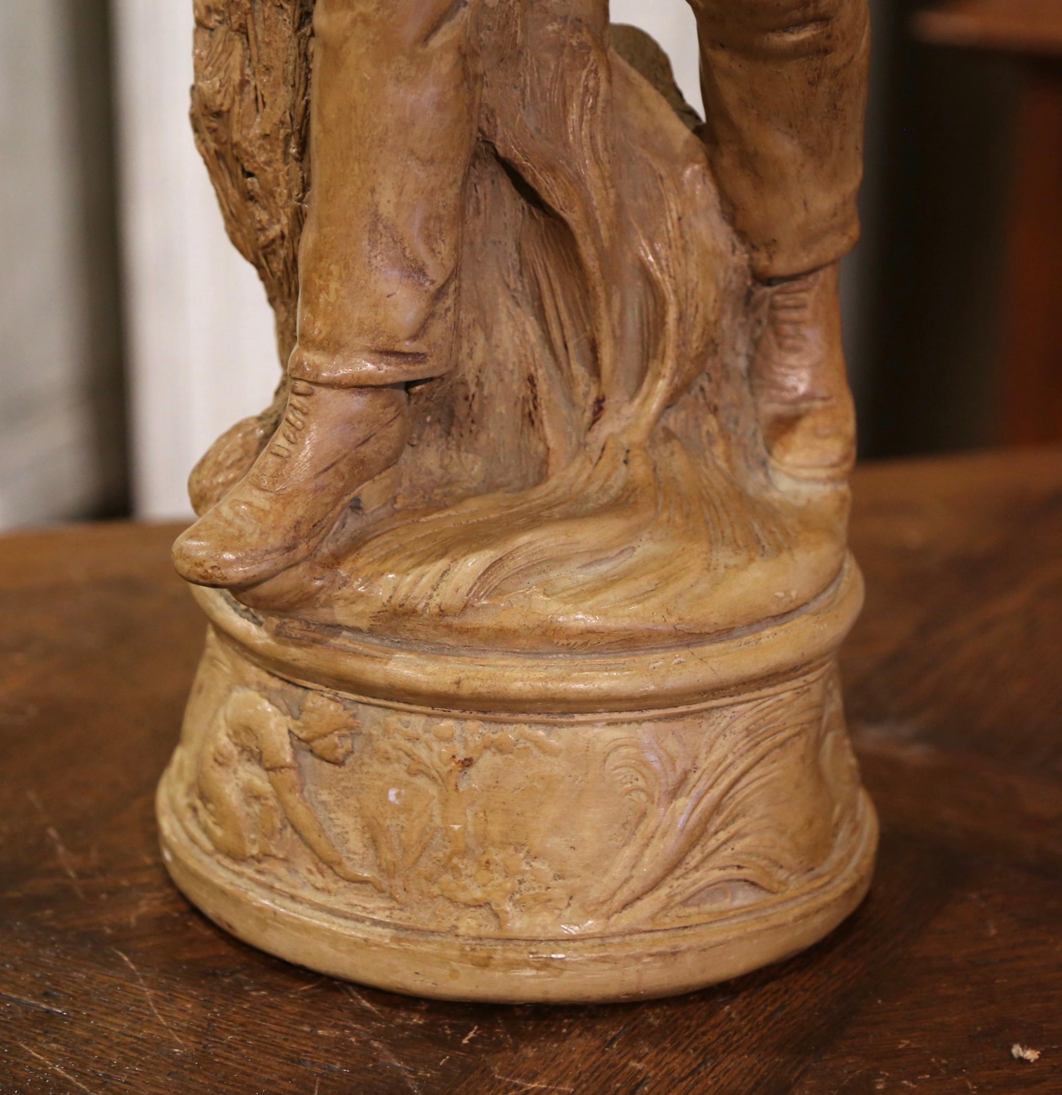 Poterie Sculpture de paysan en terre cuite française du 19e siècle en vente