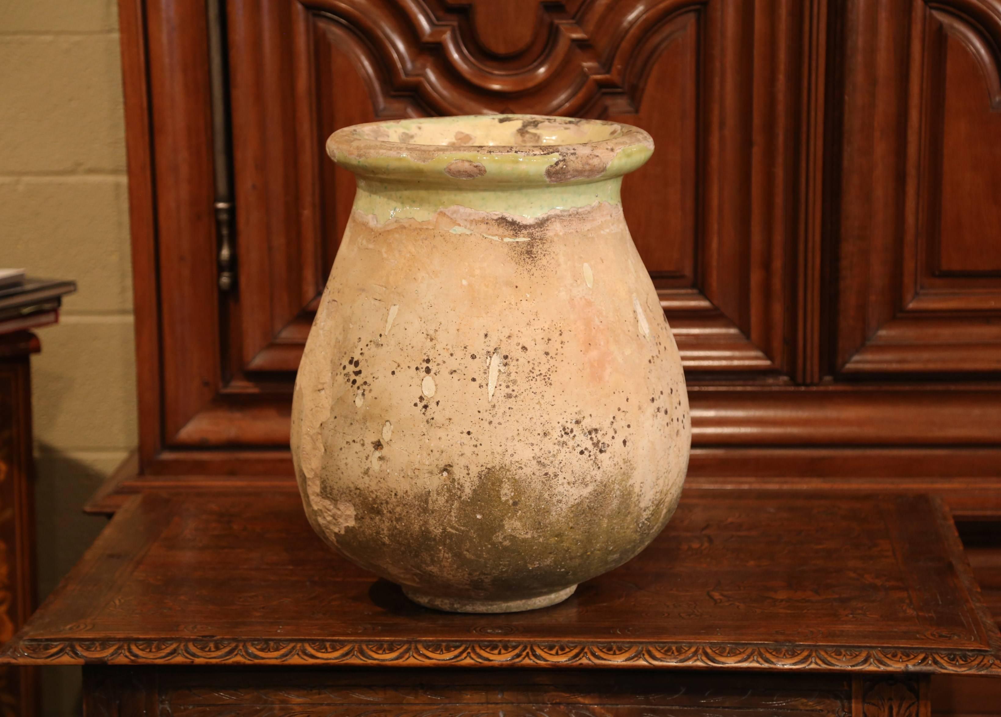 19th Century French Terracotta Olive Jar from Provence In Excellent Condition In Dallas, TX