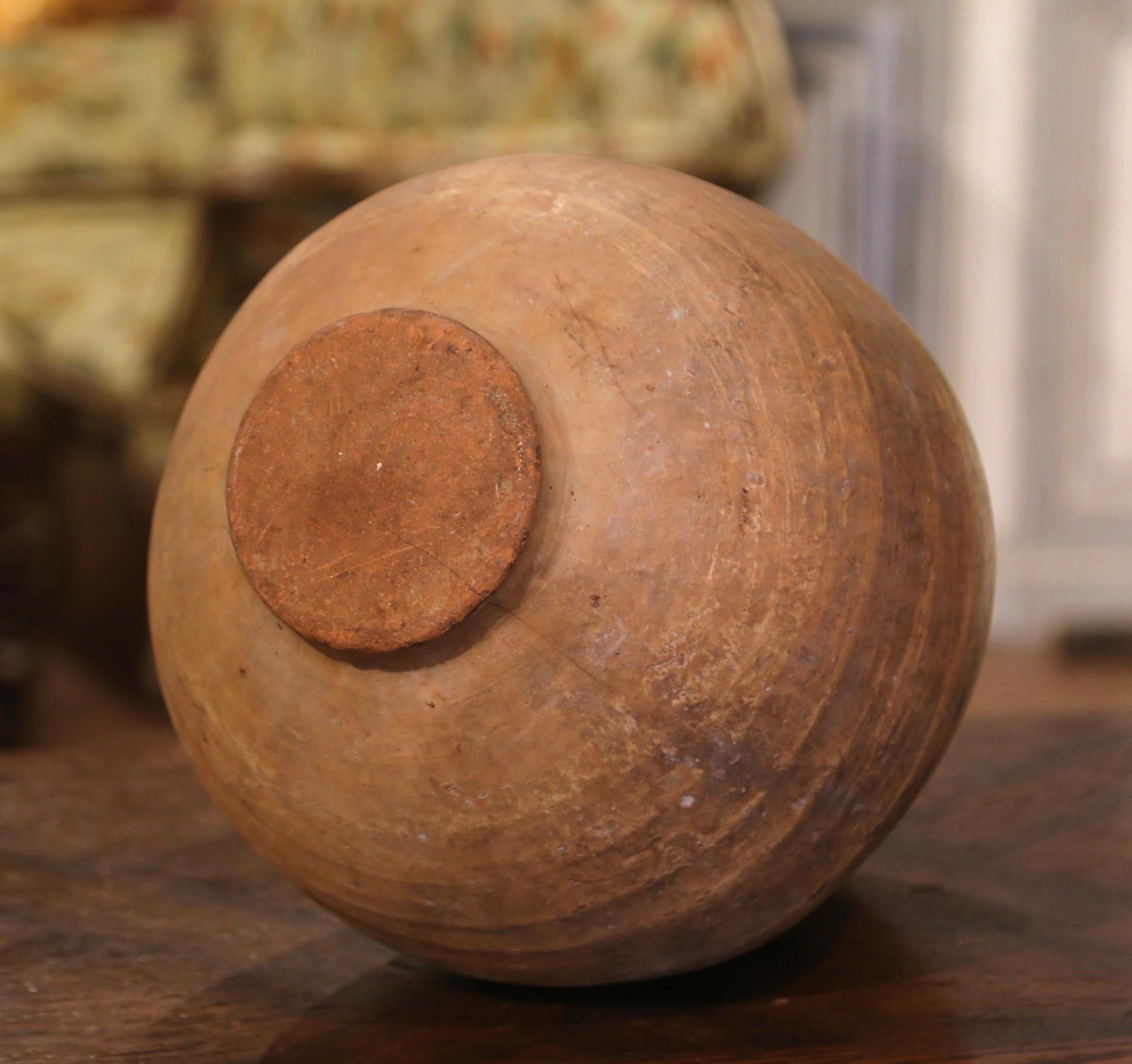 19th Century French Terracotta Olive Jar from Provence For Sale 2