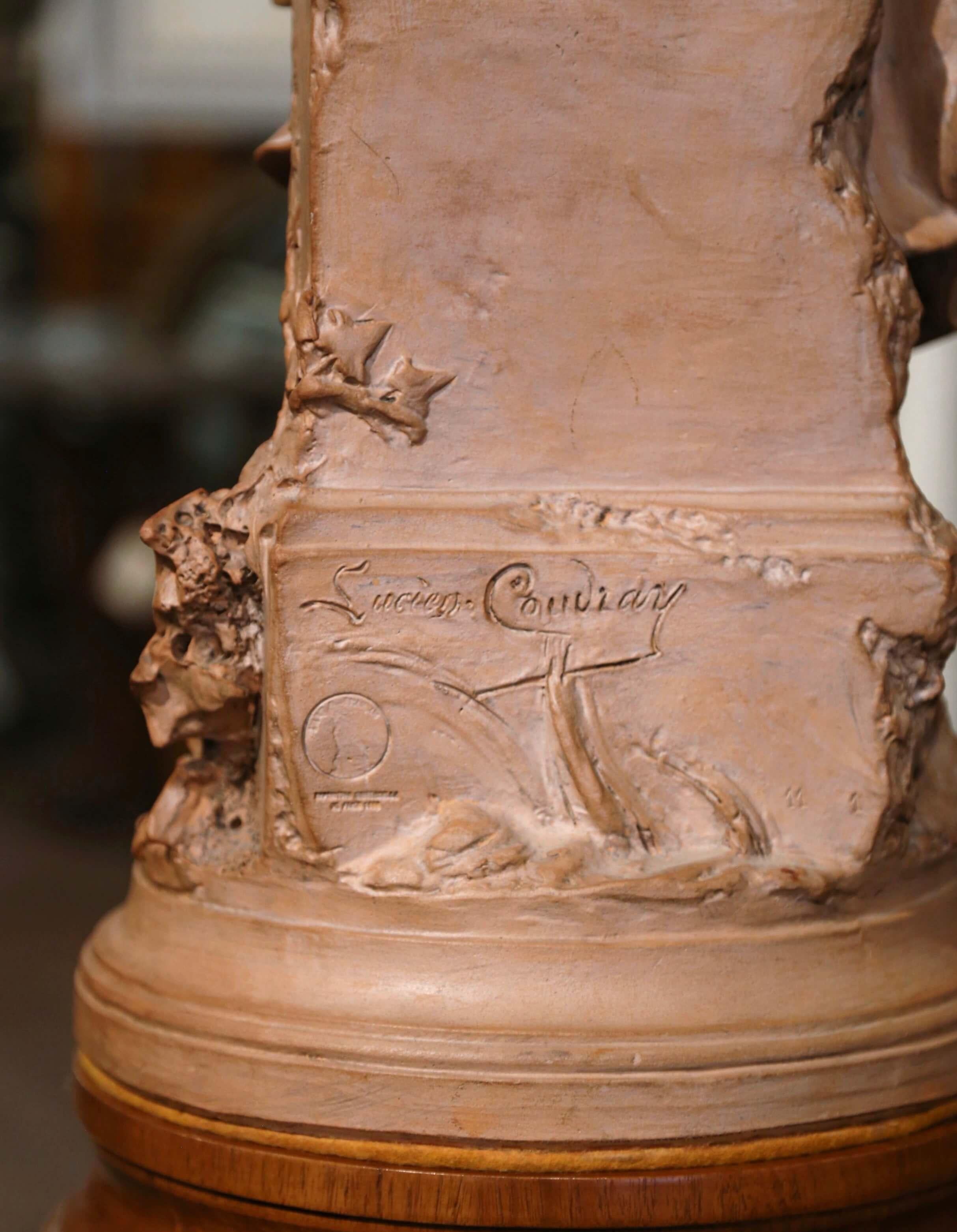 Composizione scultorea in terracotta francese del XIX secolo firmata G. Coudray in vendita 6