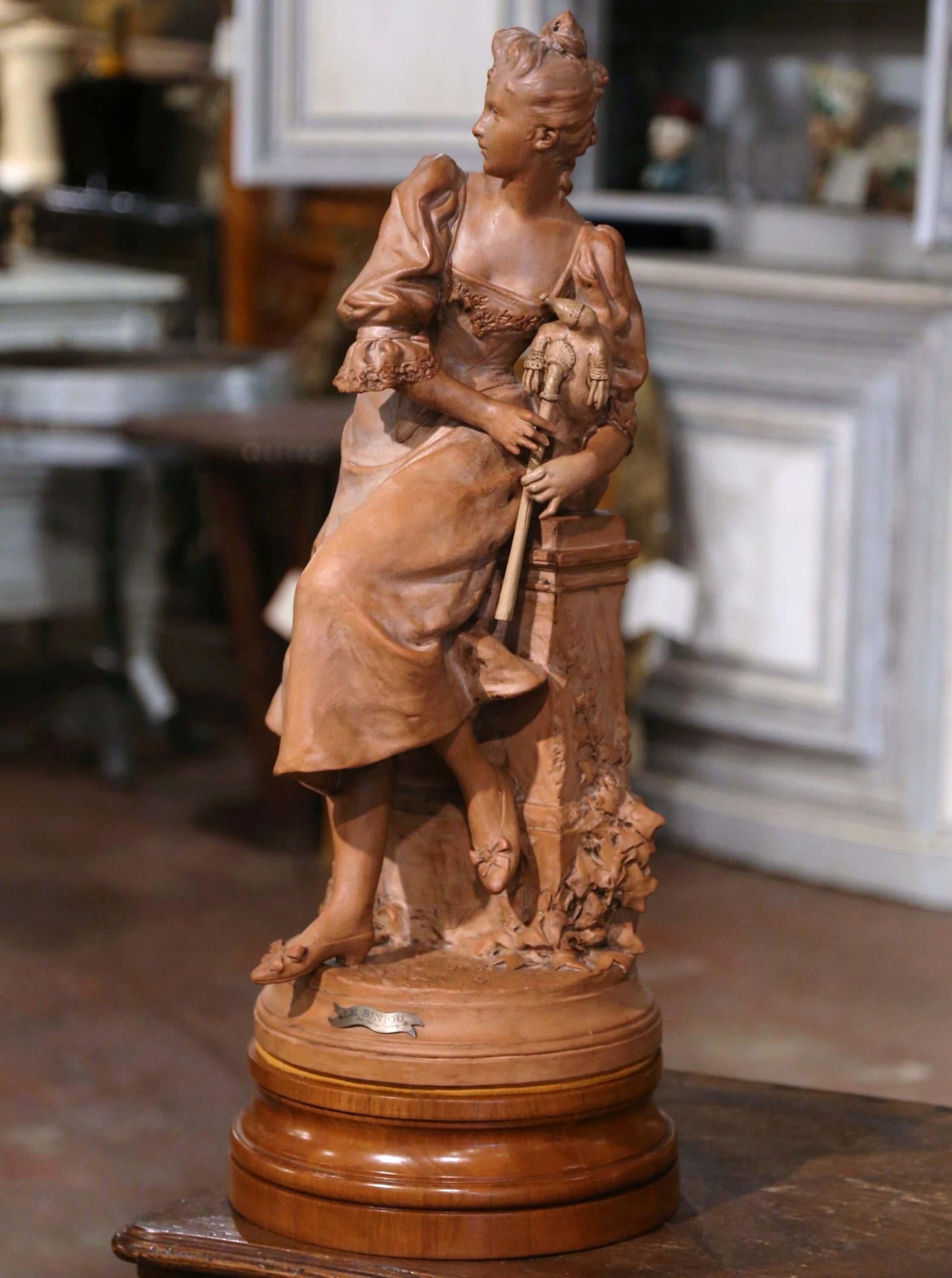 Composition de sculptures françaises en terre cuite du 19ème siècle signée G. Coudray Excellent état - En vente à Dallas, TX