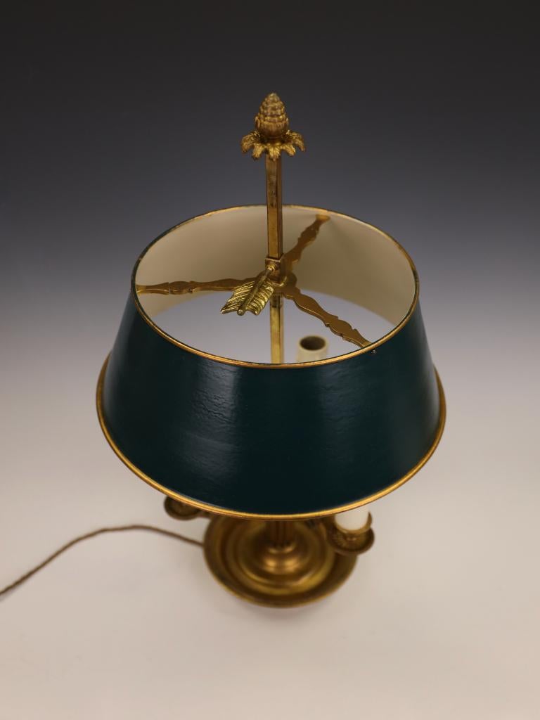 Lampe de table Bouillotte à trois bras du XIXe siècle en vente 6