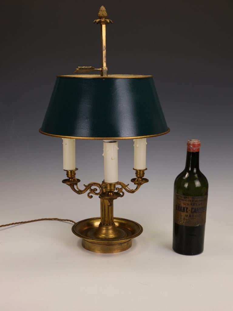Empire Lampe de table Bouillotte à trois bras du XIXe siècle en vente