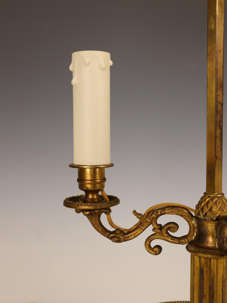Lampe de table Bouillotte à trois bras du XIXe siècle Bon état - En vente à Lincoln, GB