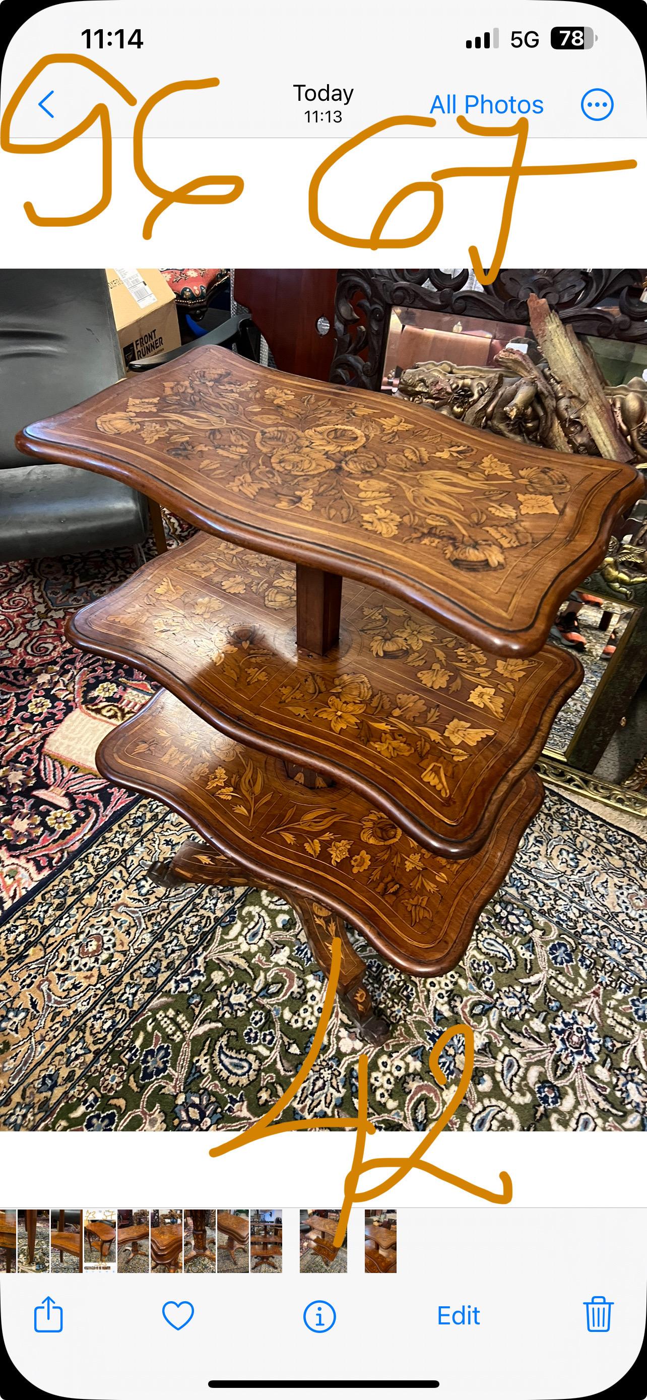 Siglo XIX Mesa plegable francesa de marquetería de tres pisos estilo Louis Philippe Luis Felipe en venta