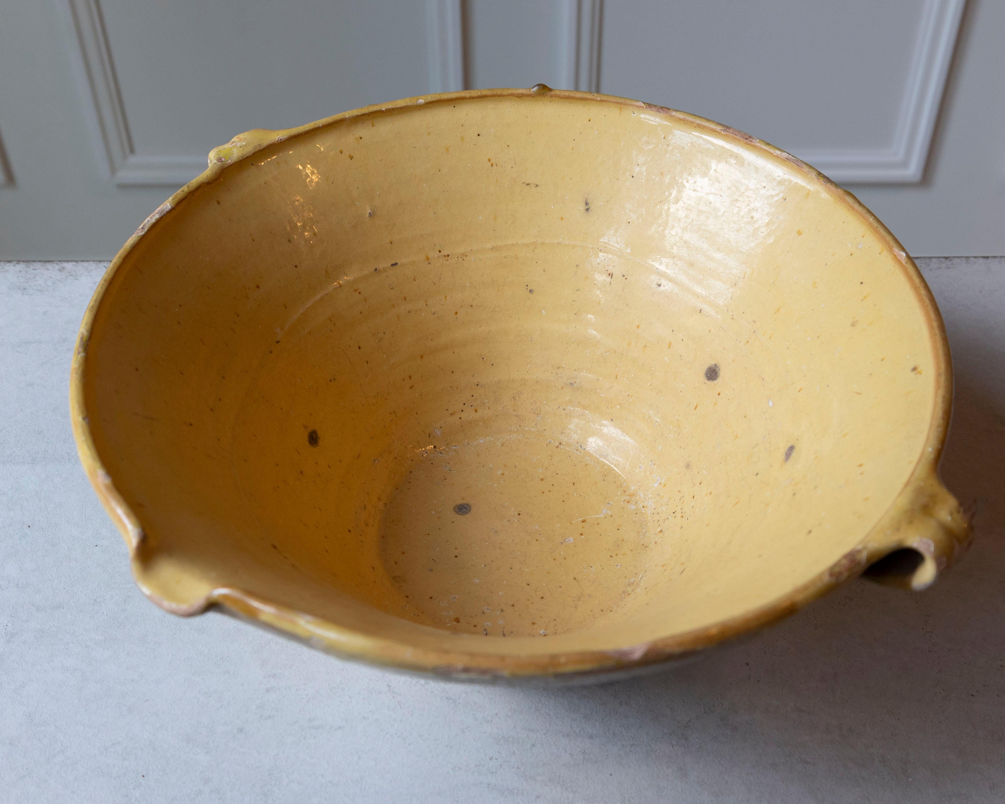 19th Century French Tian Bowl with Yellow Glaze For Sale 3