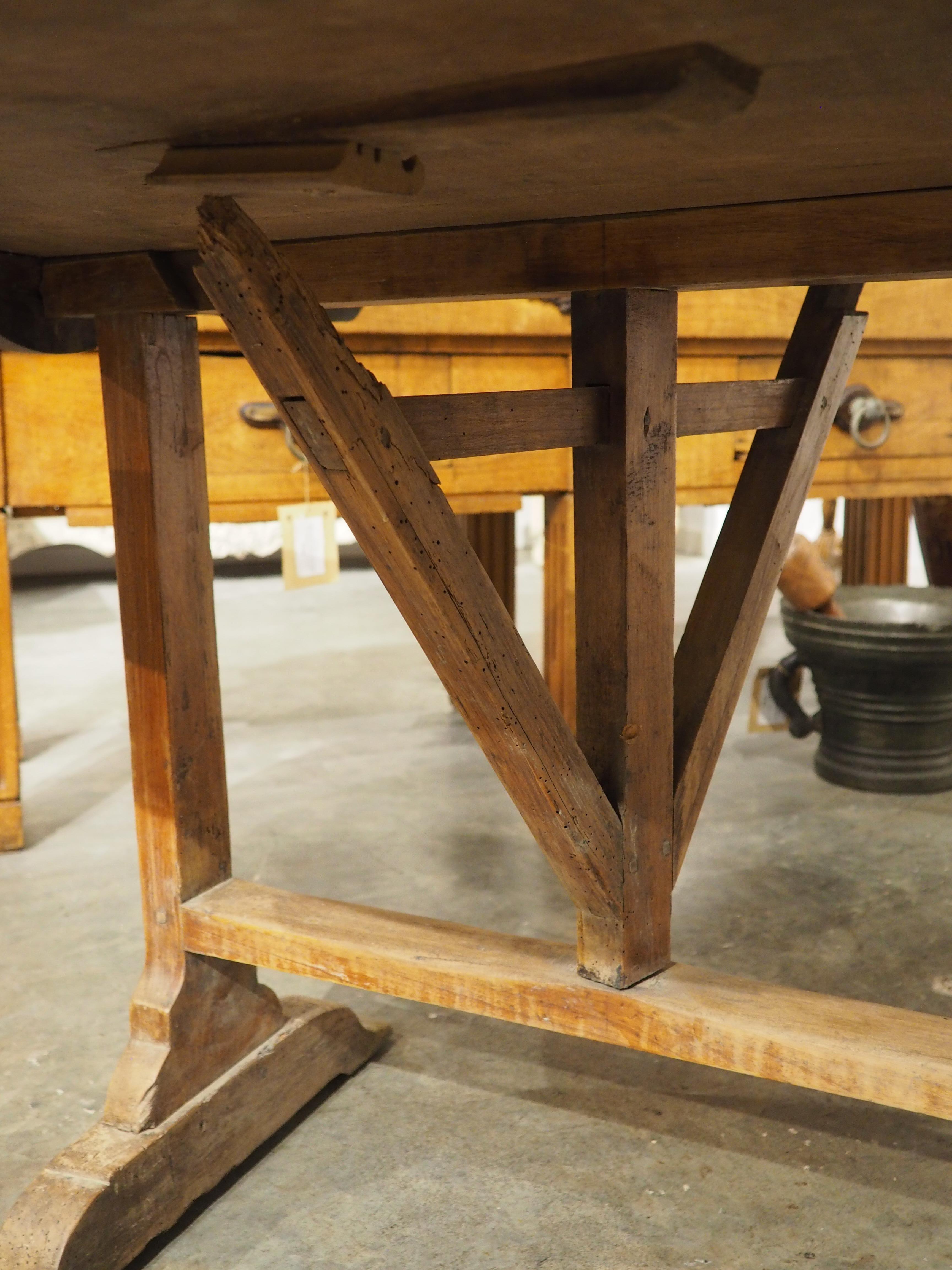 19th Century French Tilt-Top Painted Wine Tasting Table, Grand Vins de Bordeaux For Sale 15
