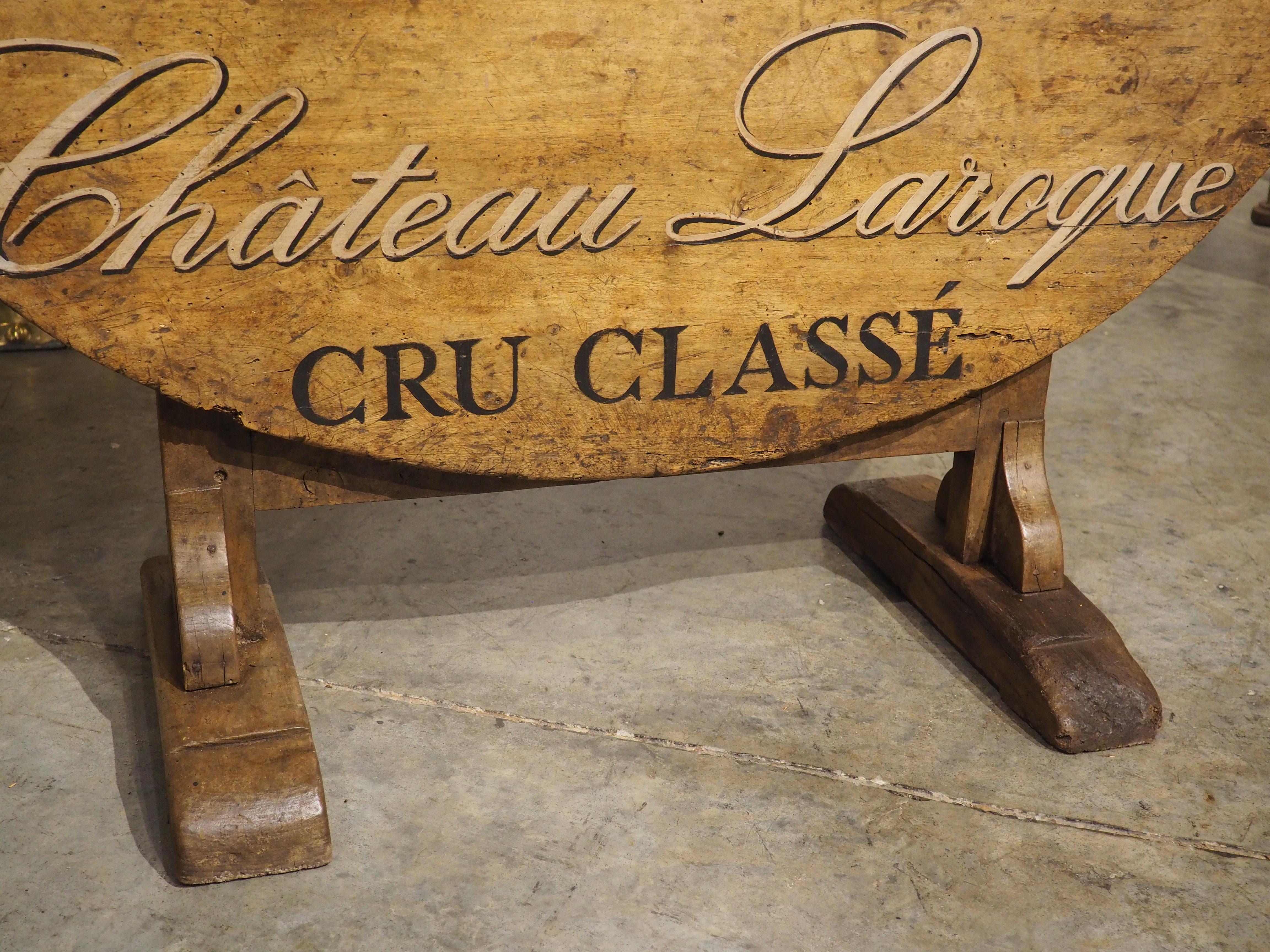 Francese Tavolo da degustazione francese del XIX secolo, dipinto a ribalta, Saint-Emilion Grand Cru in vendita