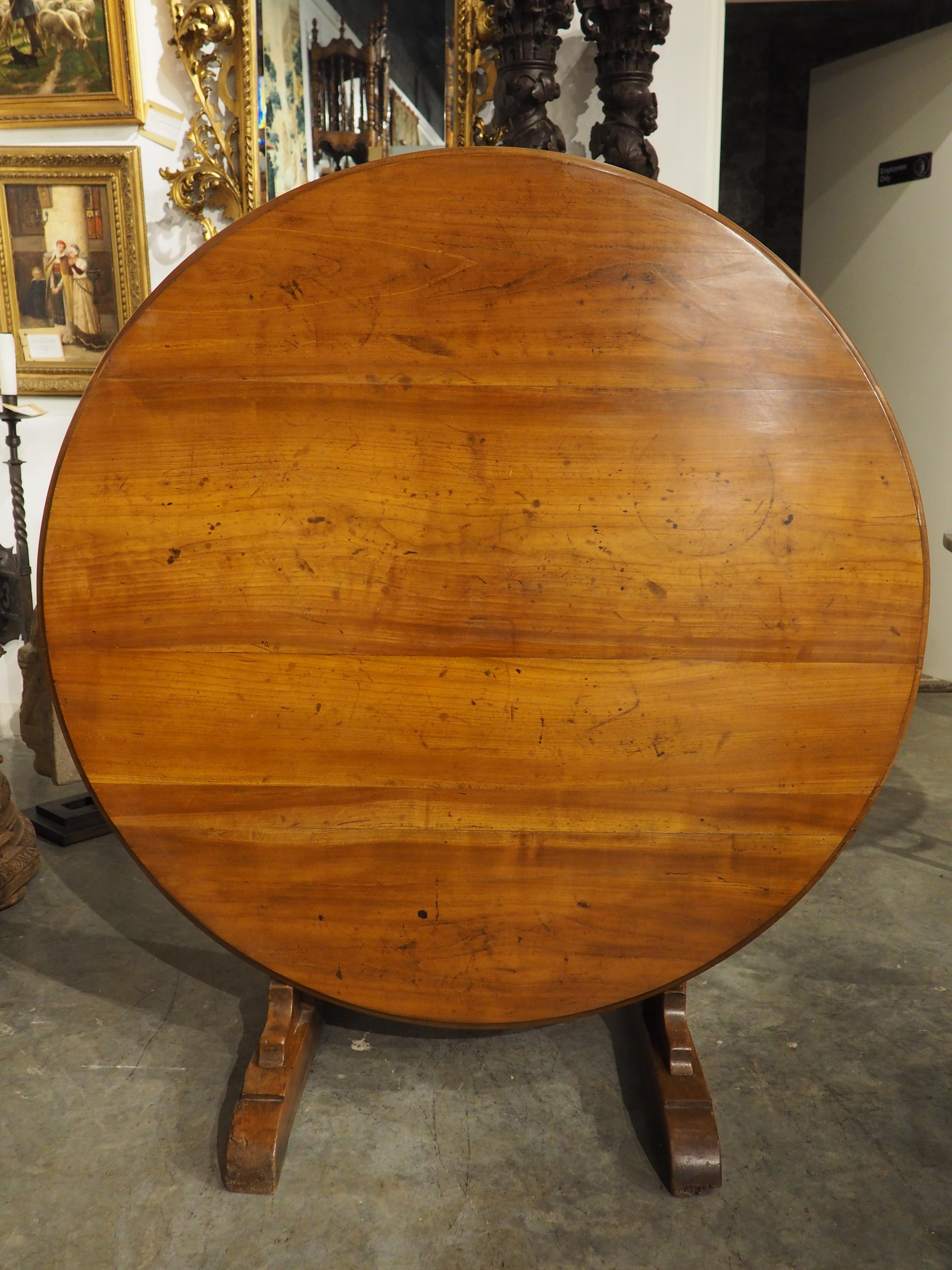 19th Century French Tilt-Top Wine Tasting Table in Carved Fruitwood For Sale 8