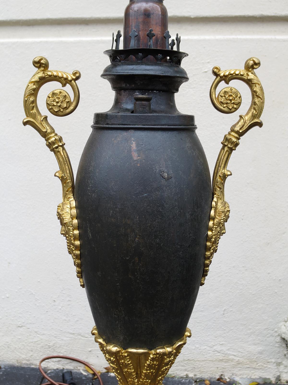 Pair of 19th Century French Tole & Gilt Bronze Urns as Lamps For Sale 2