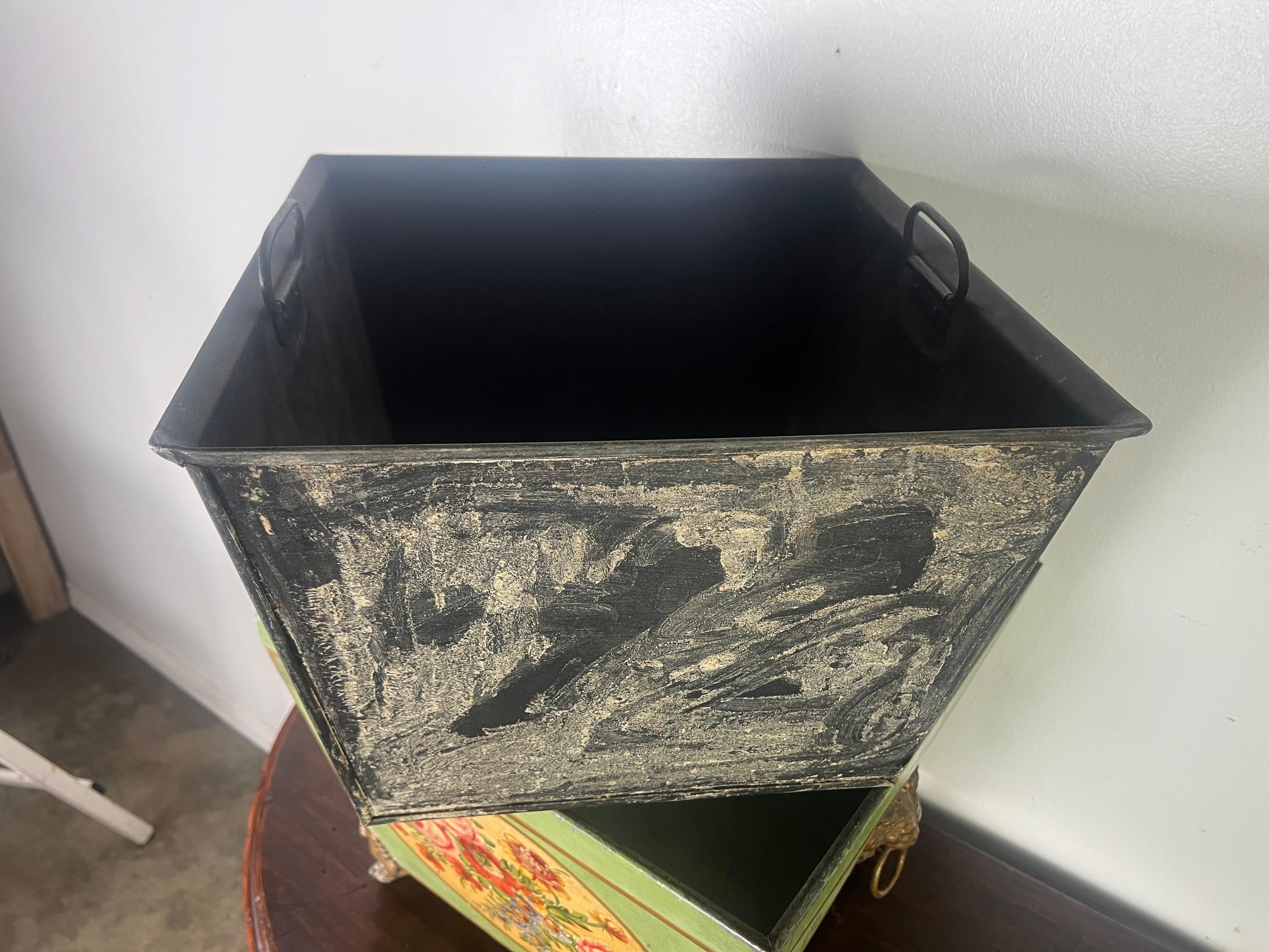19th century French Tole Hand Painted Planter w/ Liner For Sale 9