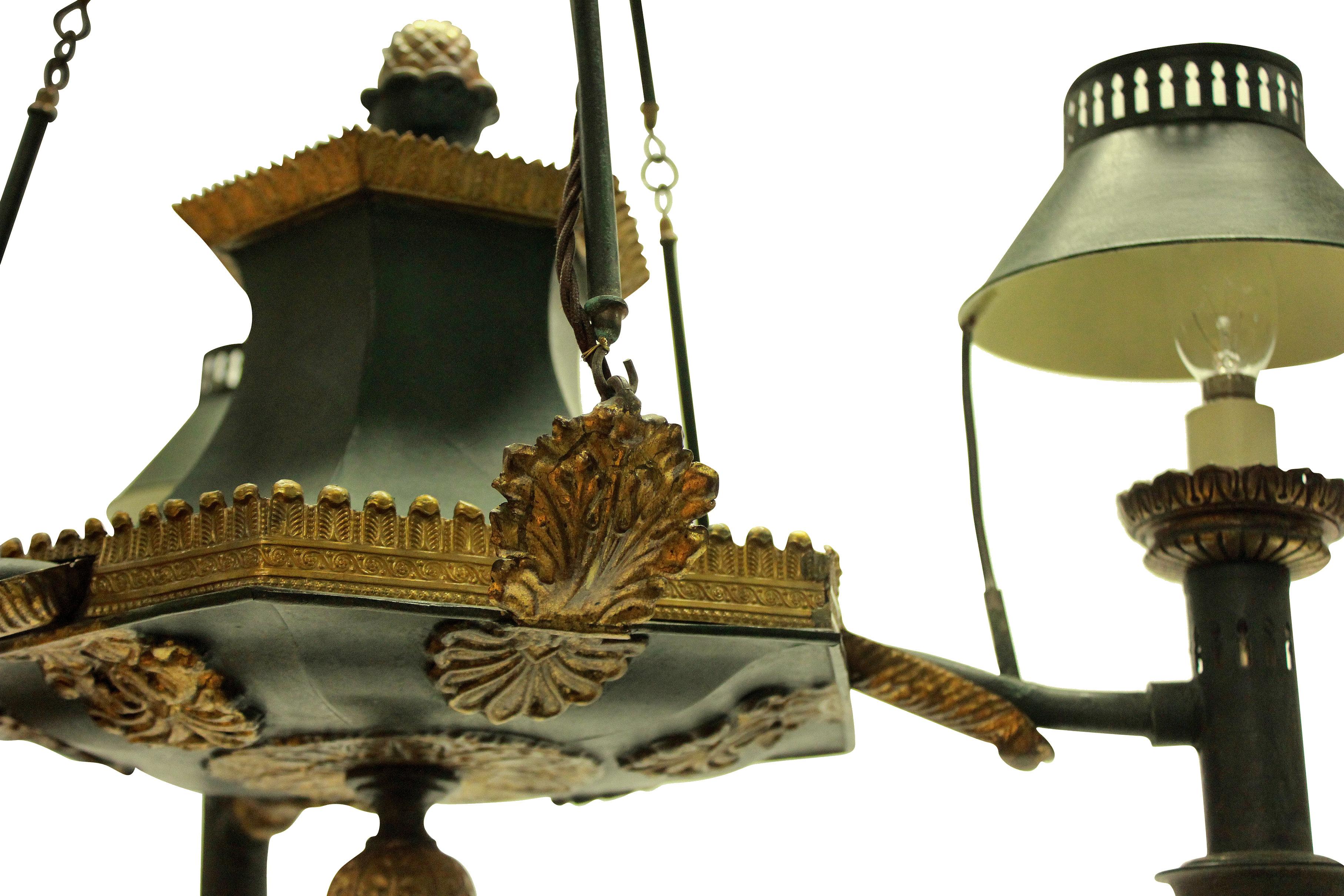 19th Century French Toleware Chandelier In Good Condition In London, GB