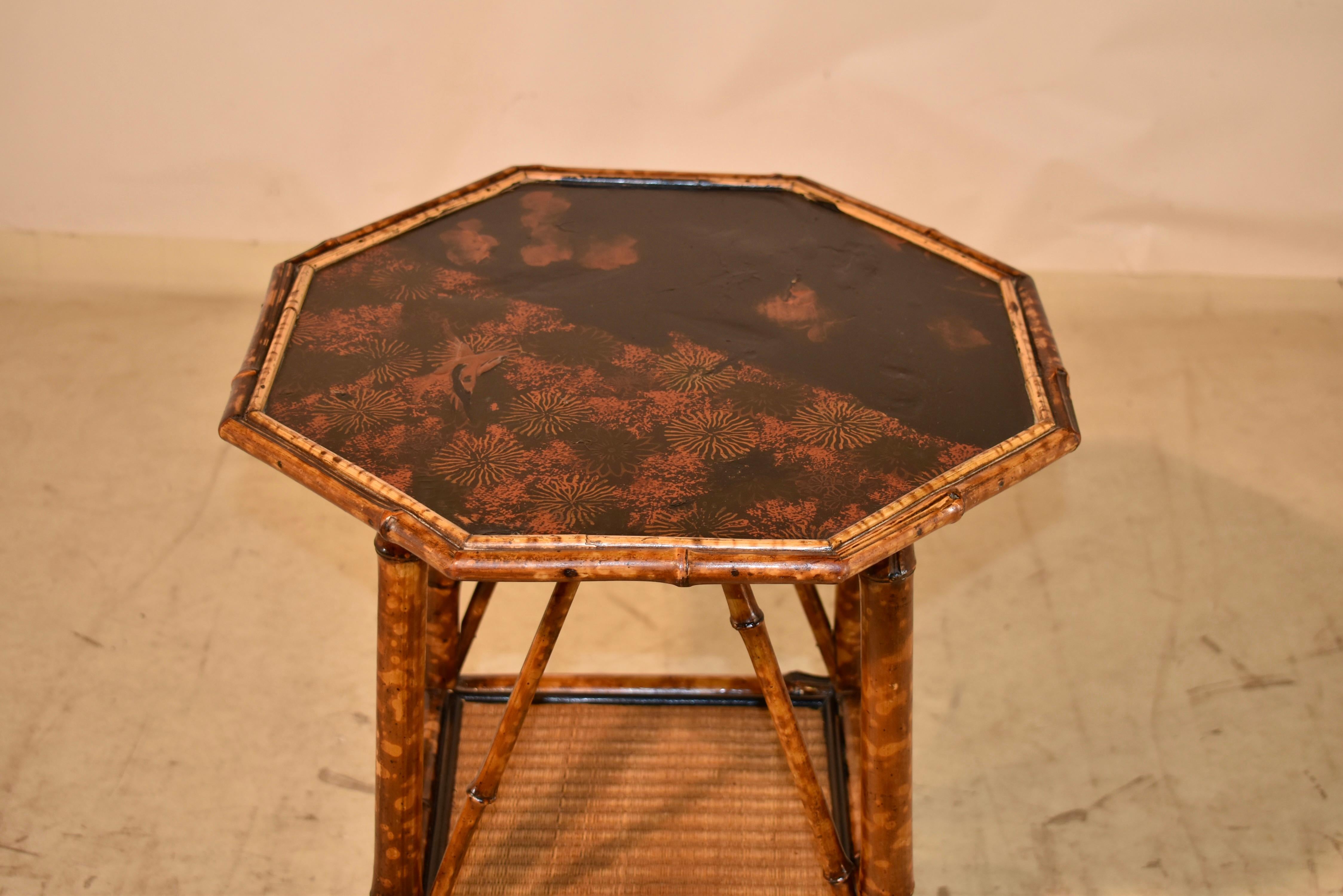 Table française du 19ème siècle en bambou torsadé avec plateau Chinoiserie en vente 1