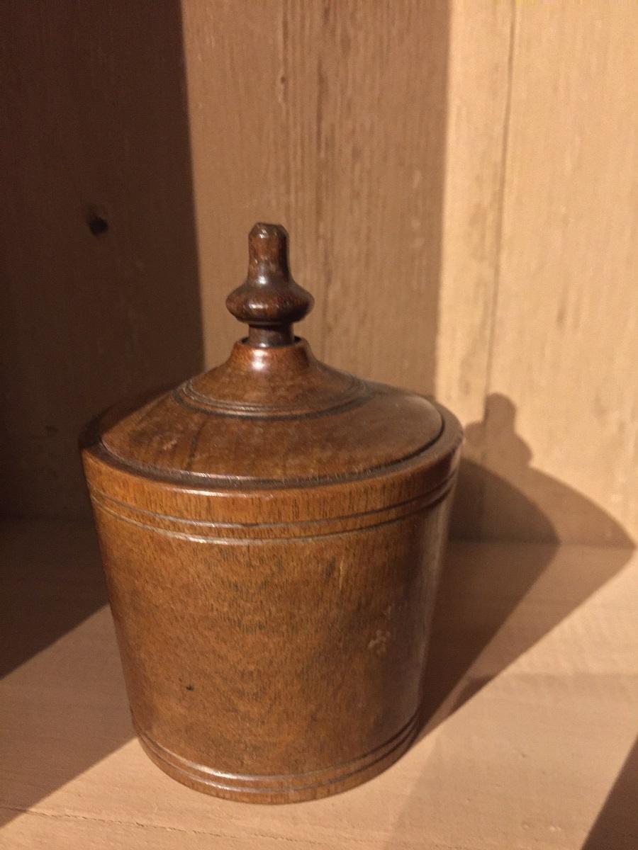 Elm 19th Century French Treen Pot with Lid For Sale