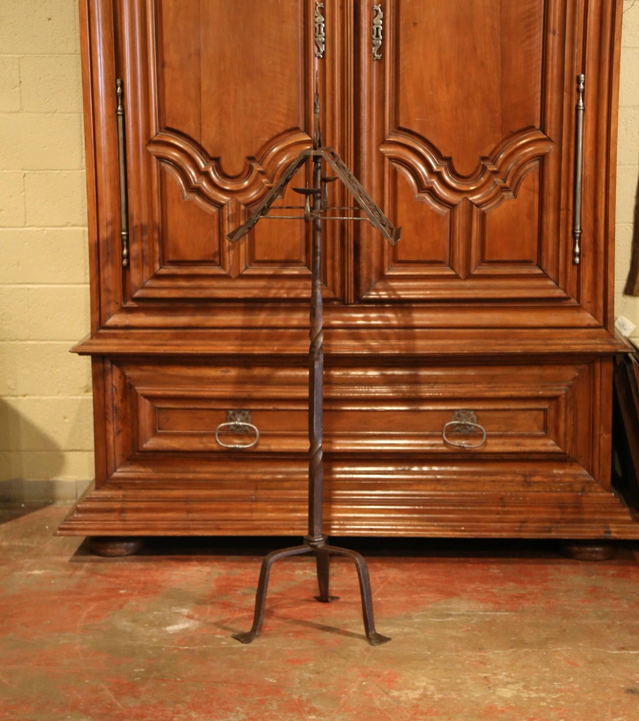 19th Century French Two-Side Forged Iron Music Stand Lectern with Fleur-de-Lys 2