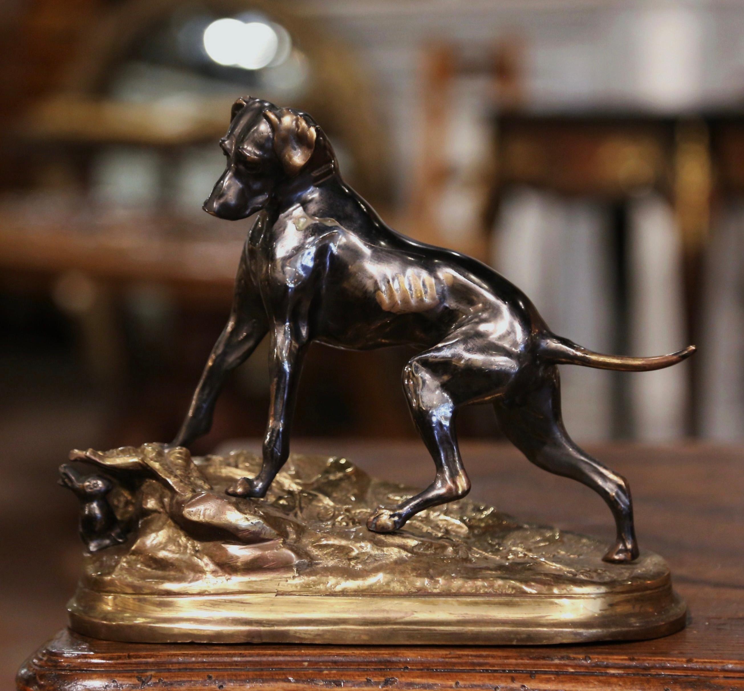 Fait main Sculpture en bronze bicolore du 19e siècle représentant un chien et un lapin, signée Jules Moigniez en vente