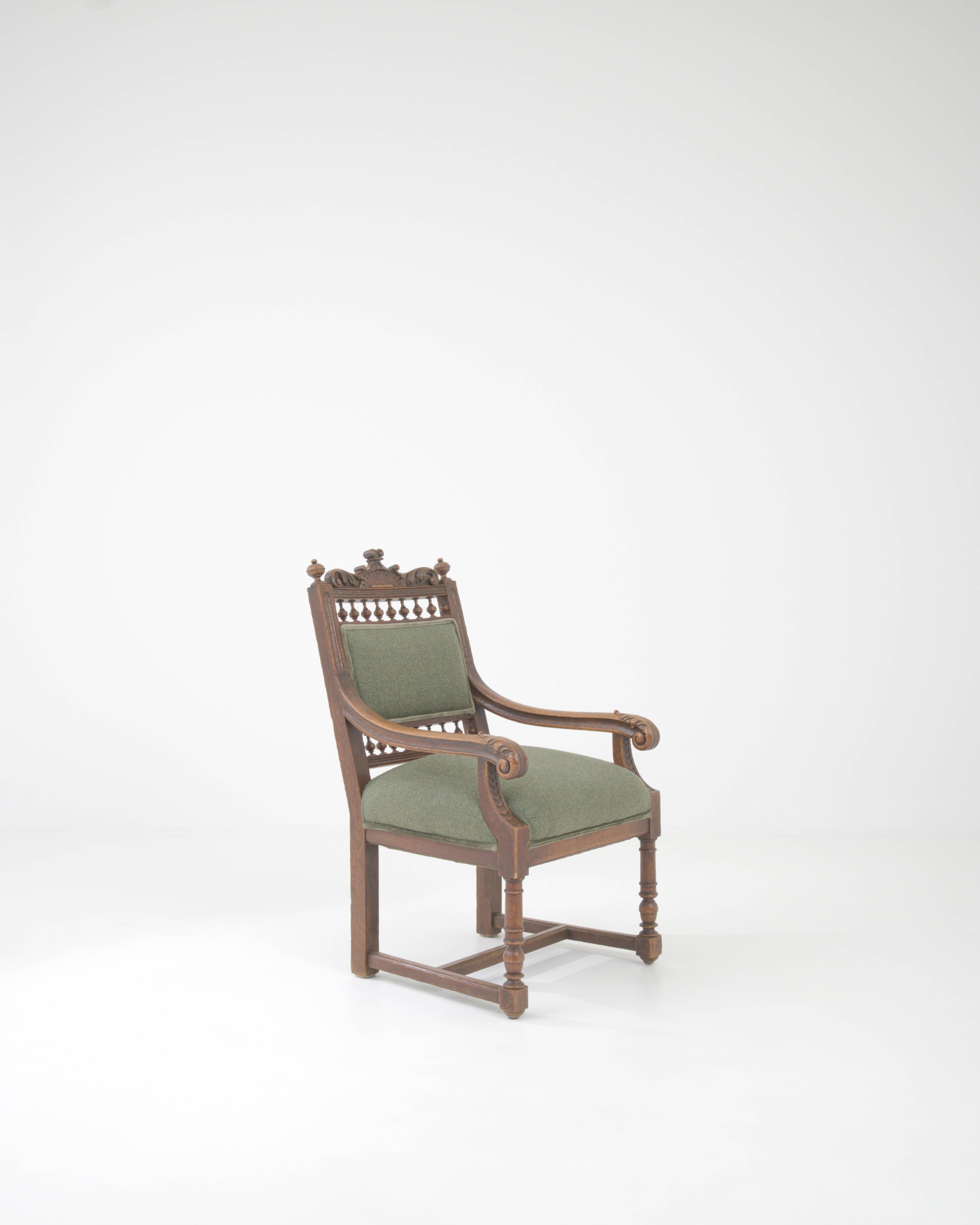 Französischer gepolsterter Sessel des 19. Jahrhunderts im Angebot 4