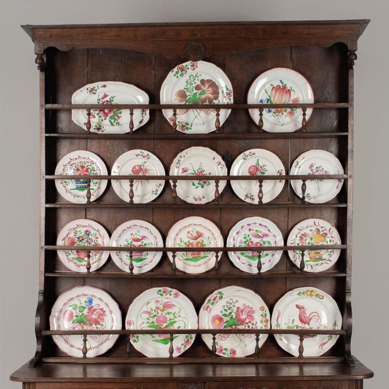 19th Century French Vaisselier or China Hutch In Good Condition For Sale In Winter Park, FL
