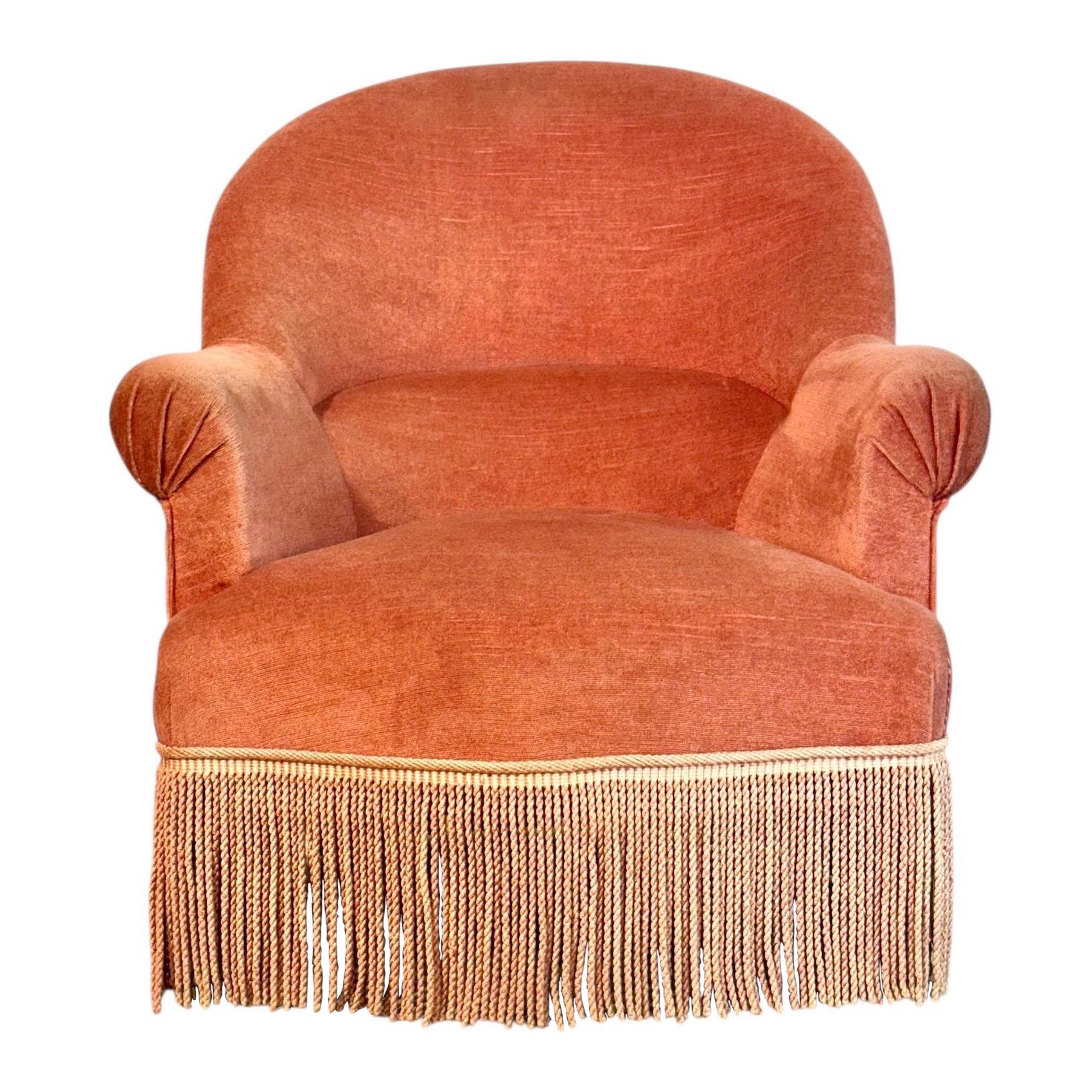 Sillón francés del siglo XIX de terciopelo con flecos de borlas