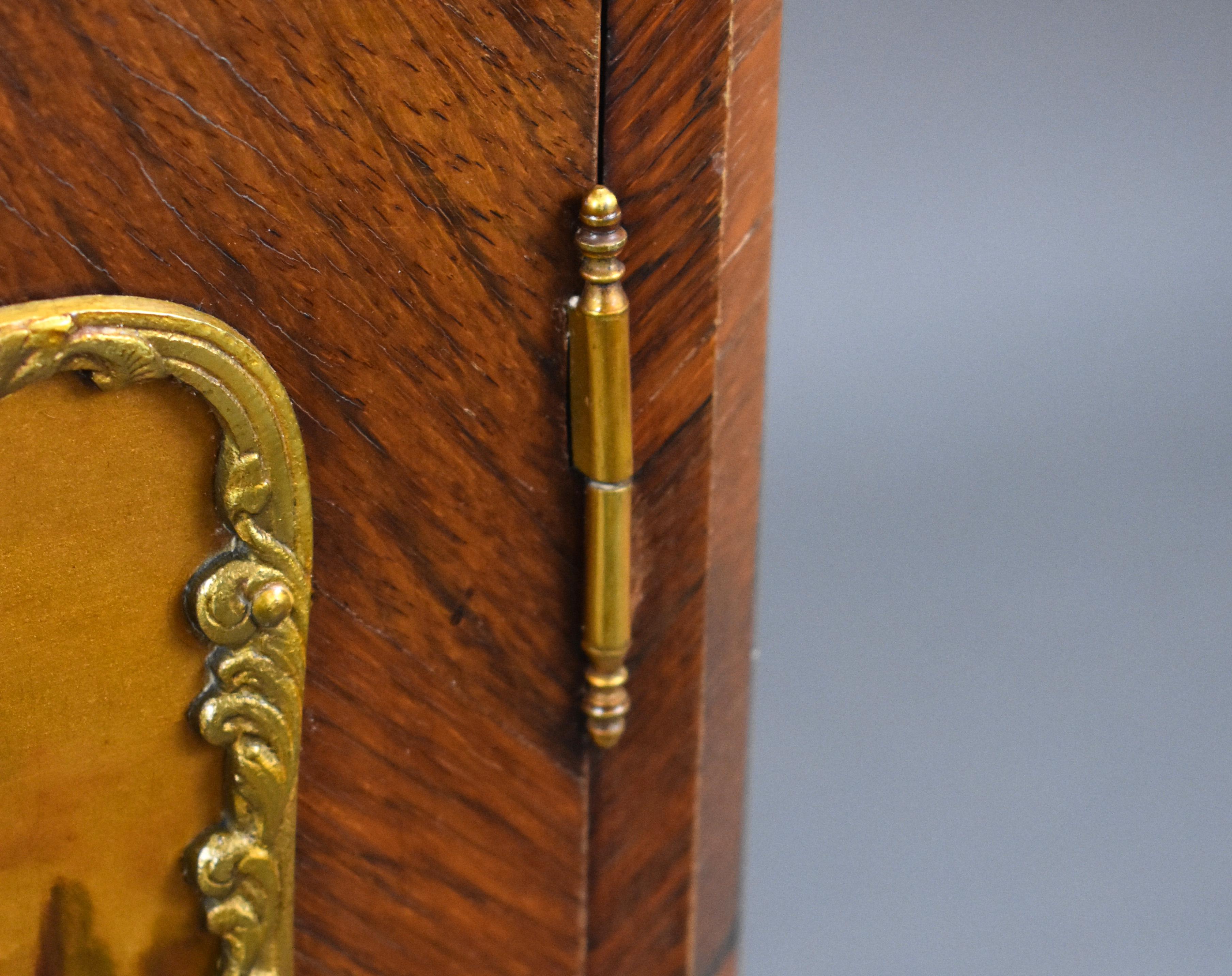 19th Century French Vernis Martin Display Cabinet 15