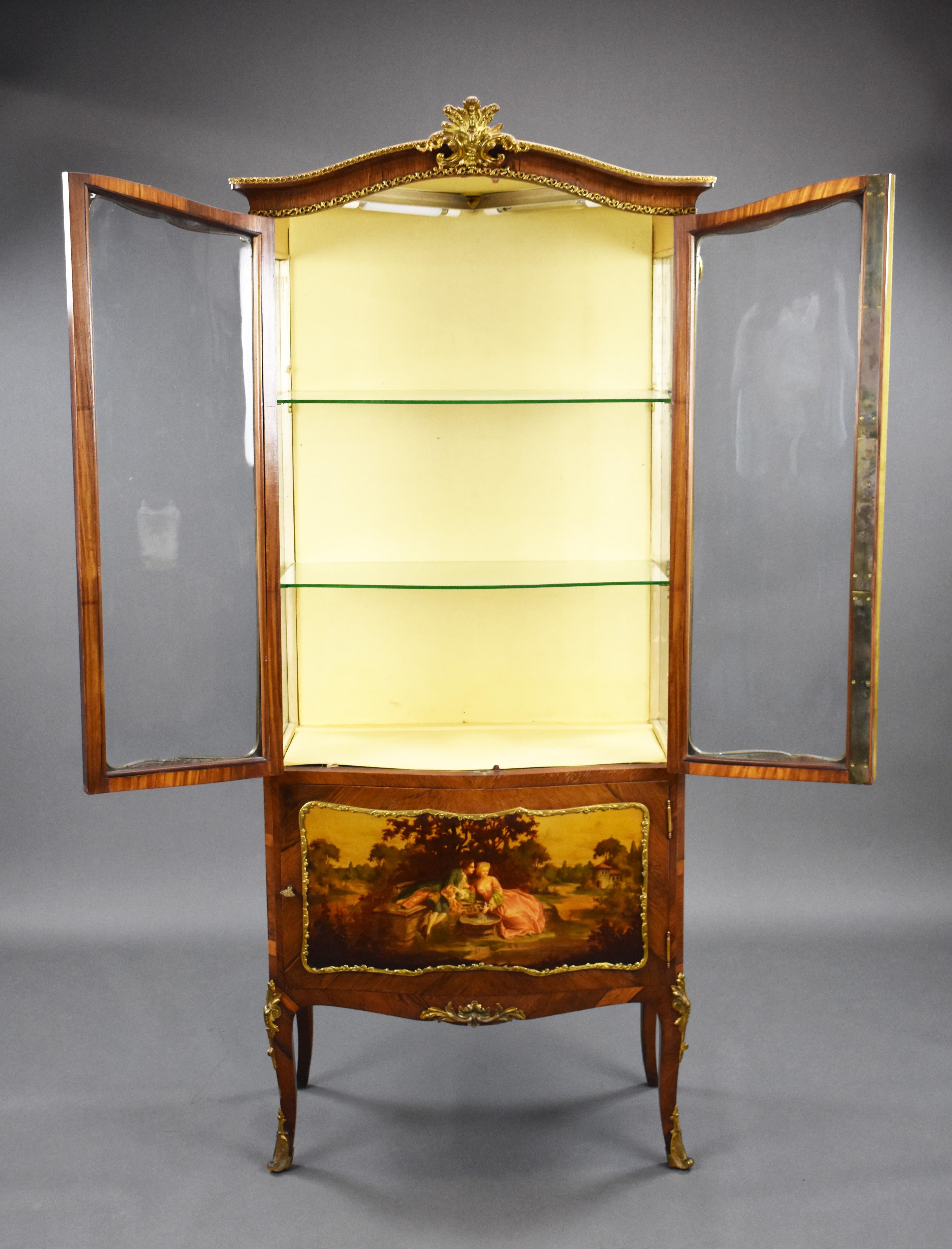 19th Century French Vernis Martin Display Cabinet 16