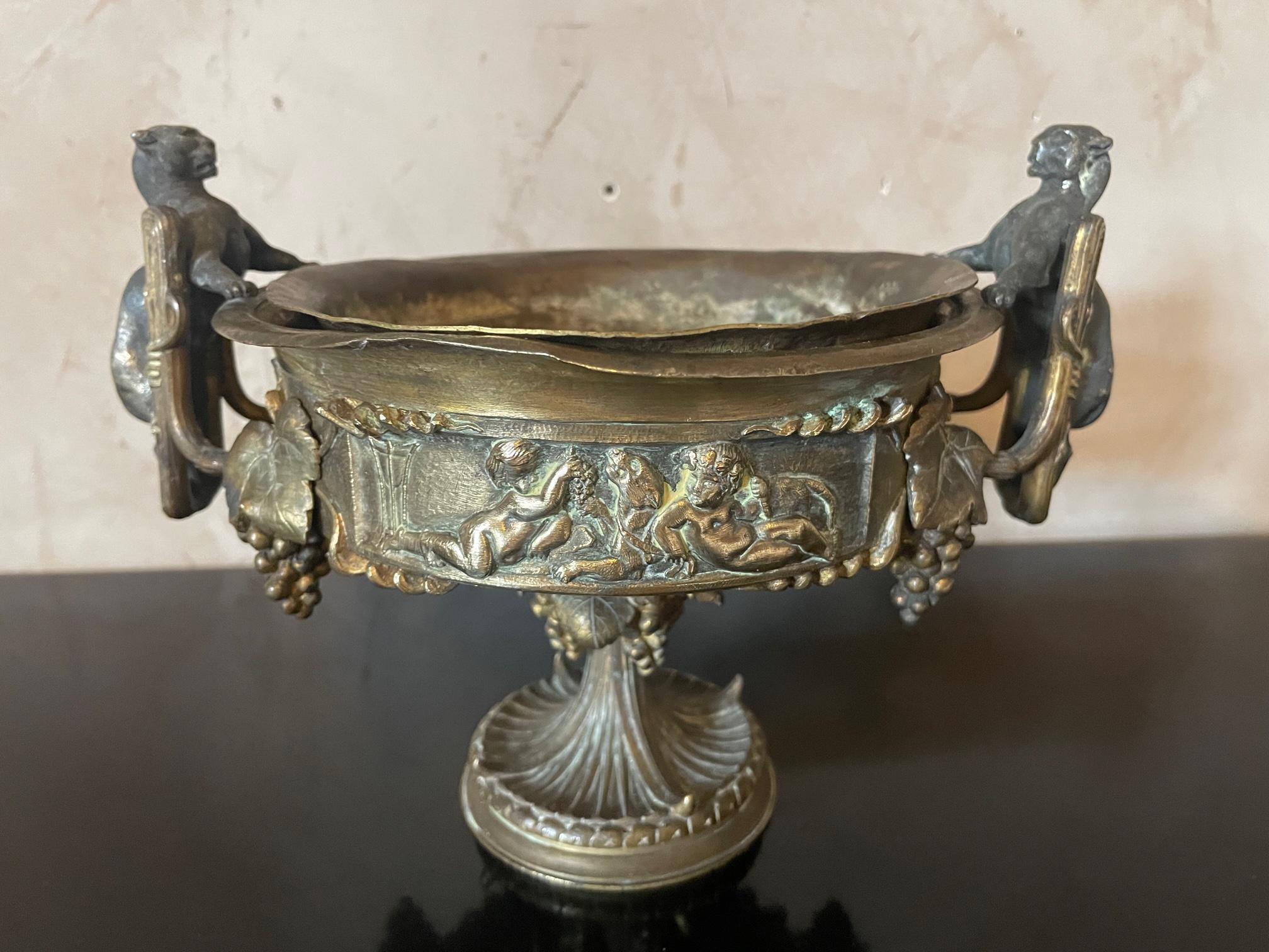 19th century French Victor Paillard Bronze Decorative Bowl 5
