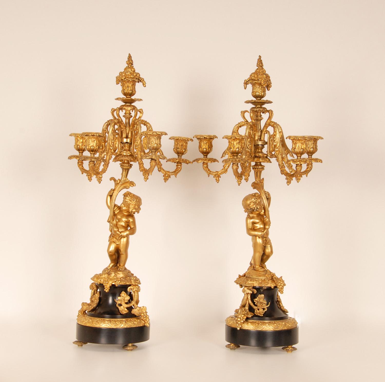 19th Century French Victorian Gold Gilt Bronze Black Marble Candelabras a pair  2
