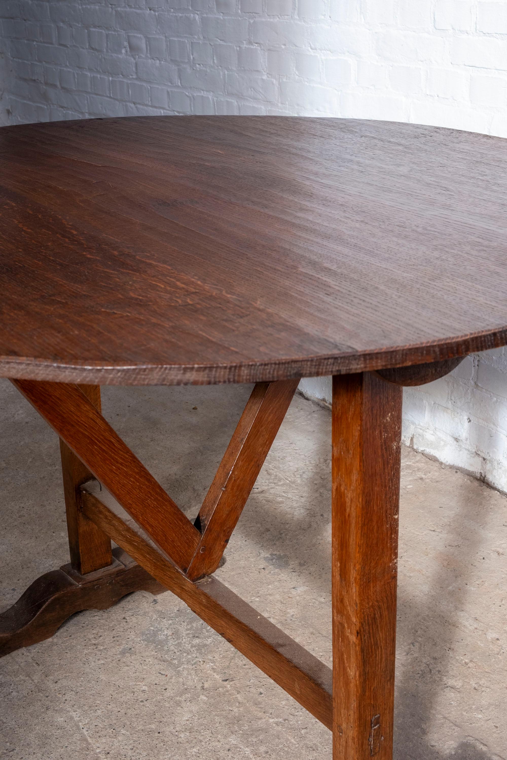 19th Century French Vigneron or Wine Tasting Table in Oak For Sale 11