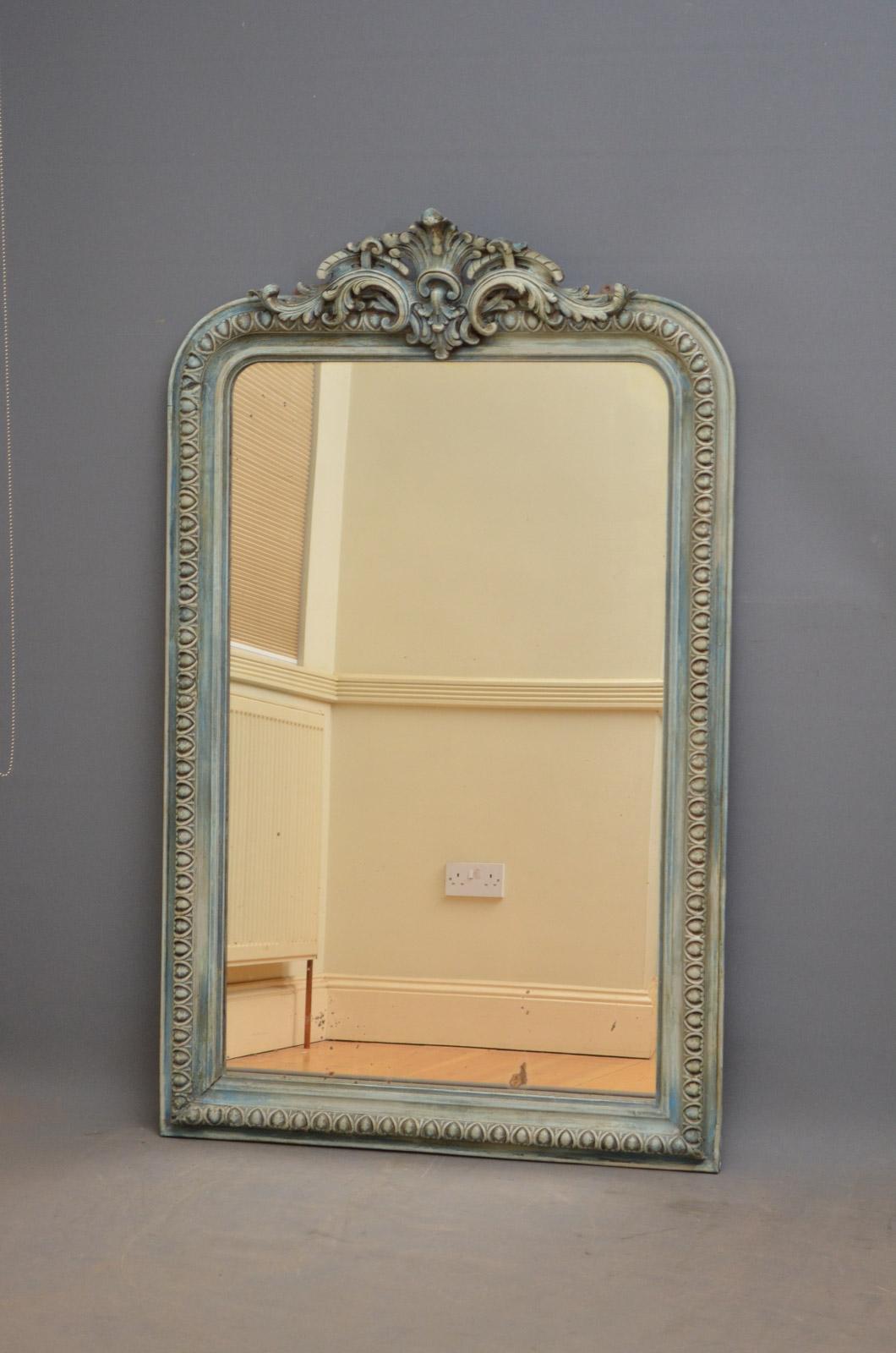 Sn4558, very attractive late 19th century overmantel mirror in teal, having original mirror plate with some foxing in moulded and carved frame with scroll cartouche to centre, all in excellent home ready condition, circa 1880.
Measures: H 60