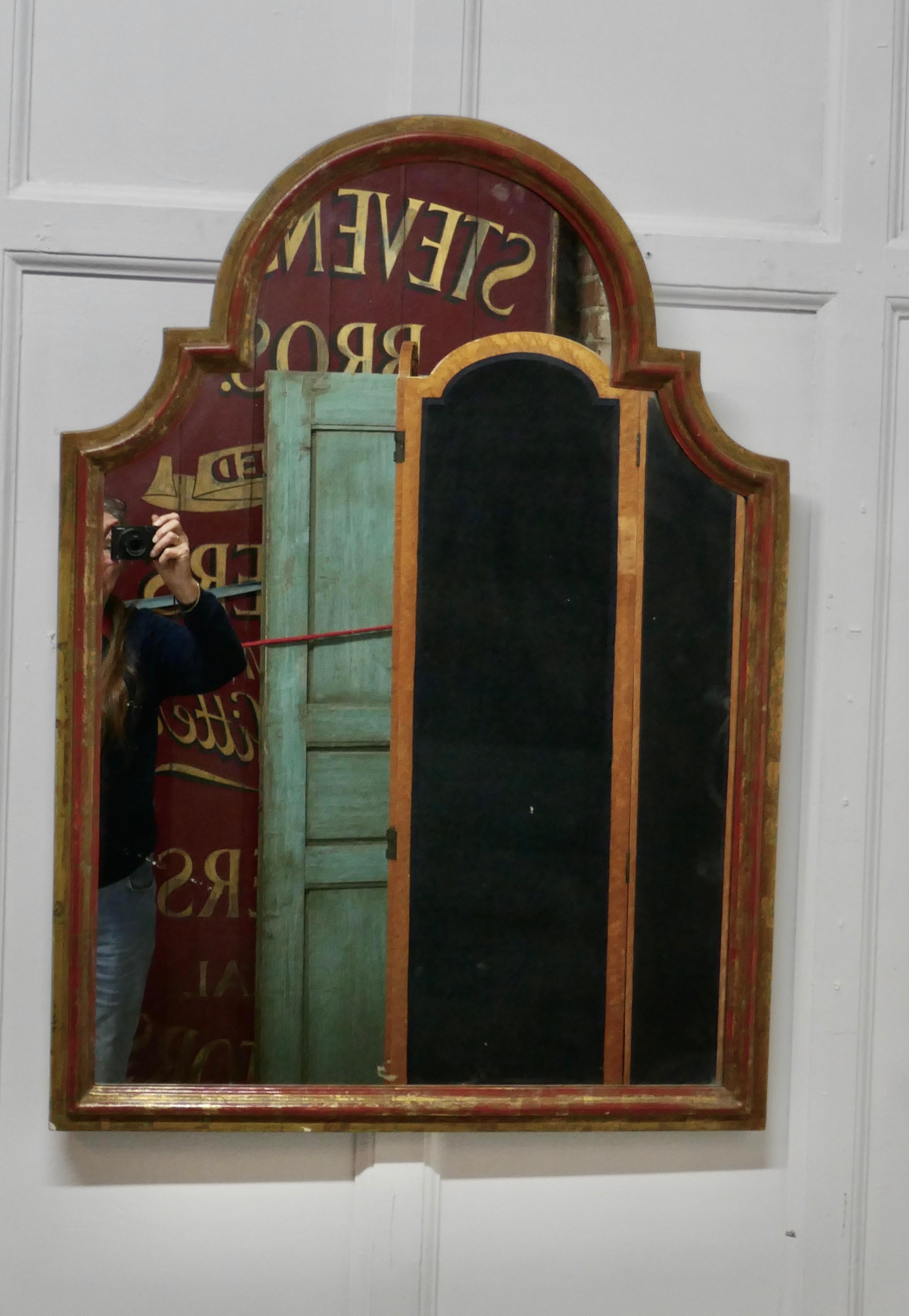 Französischer Wandspiegel aus dem 19.

Dies ist eine schöne 19. Jahrhundert Französisch Spiegel, der 2 