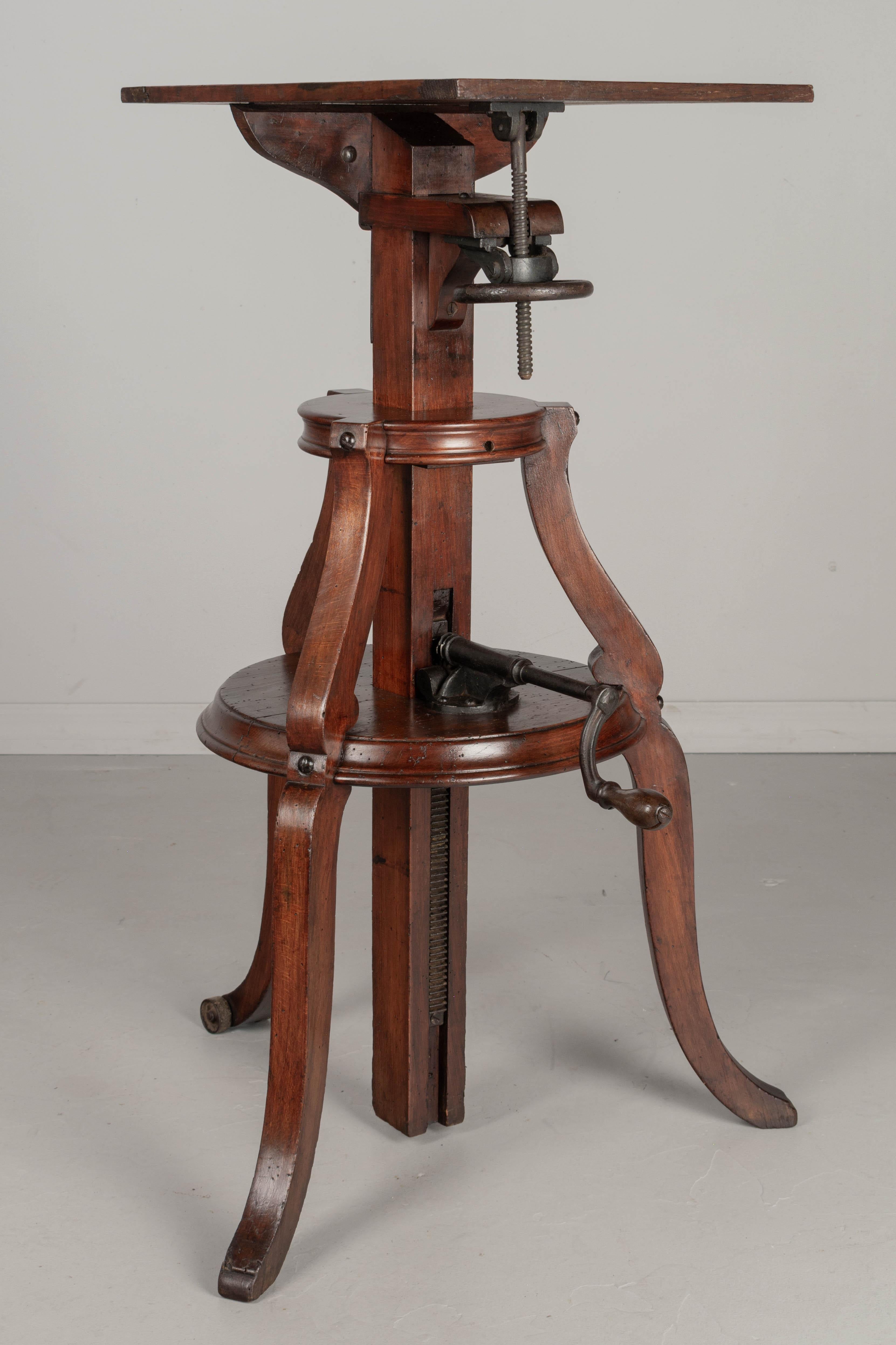 19th Century French Adjustable Sculptor's Stand For Sale 6