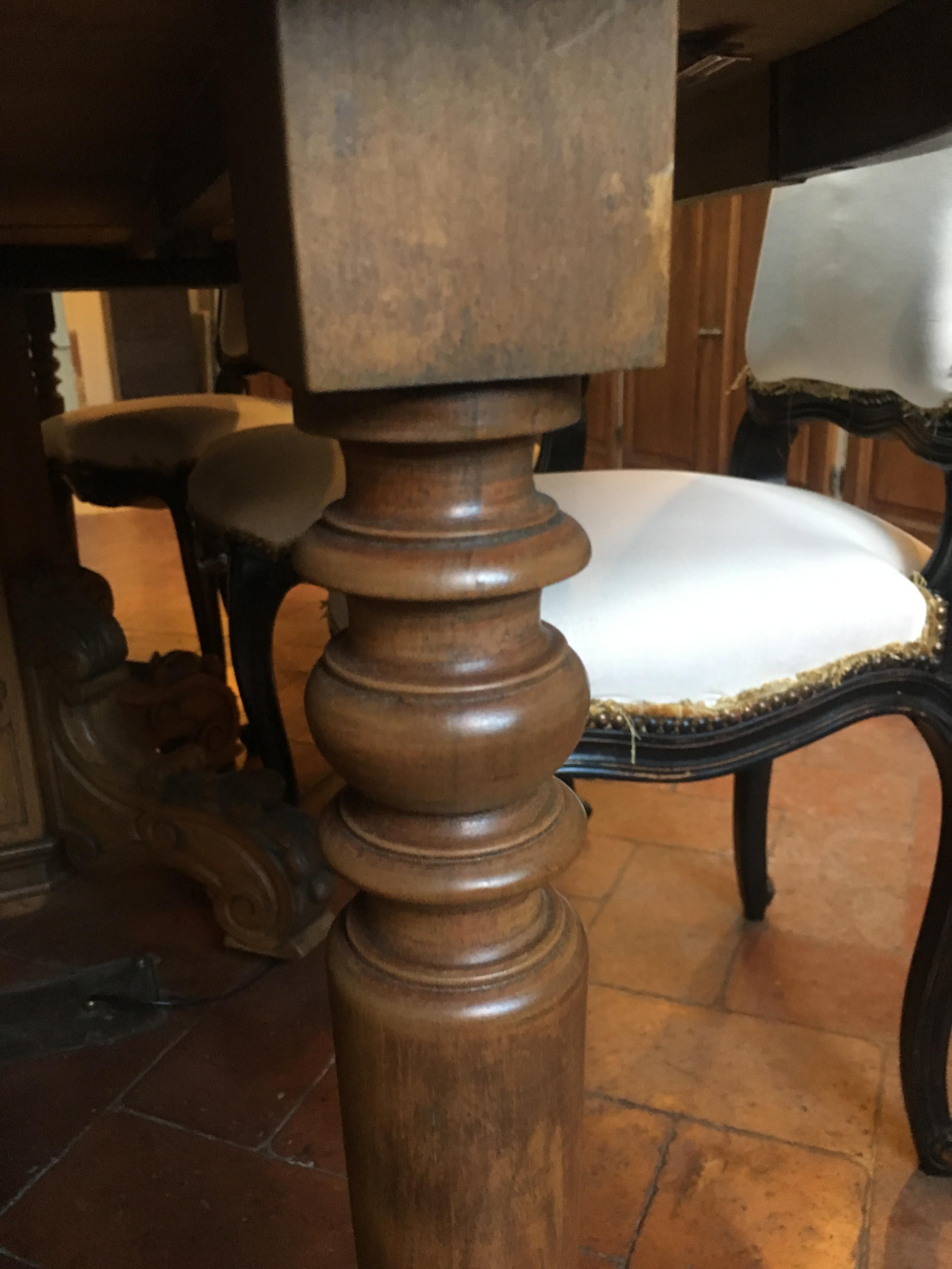 19th Century French Walnut Adjustable Table with Carved Base, 1890s For Sale 4
