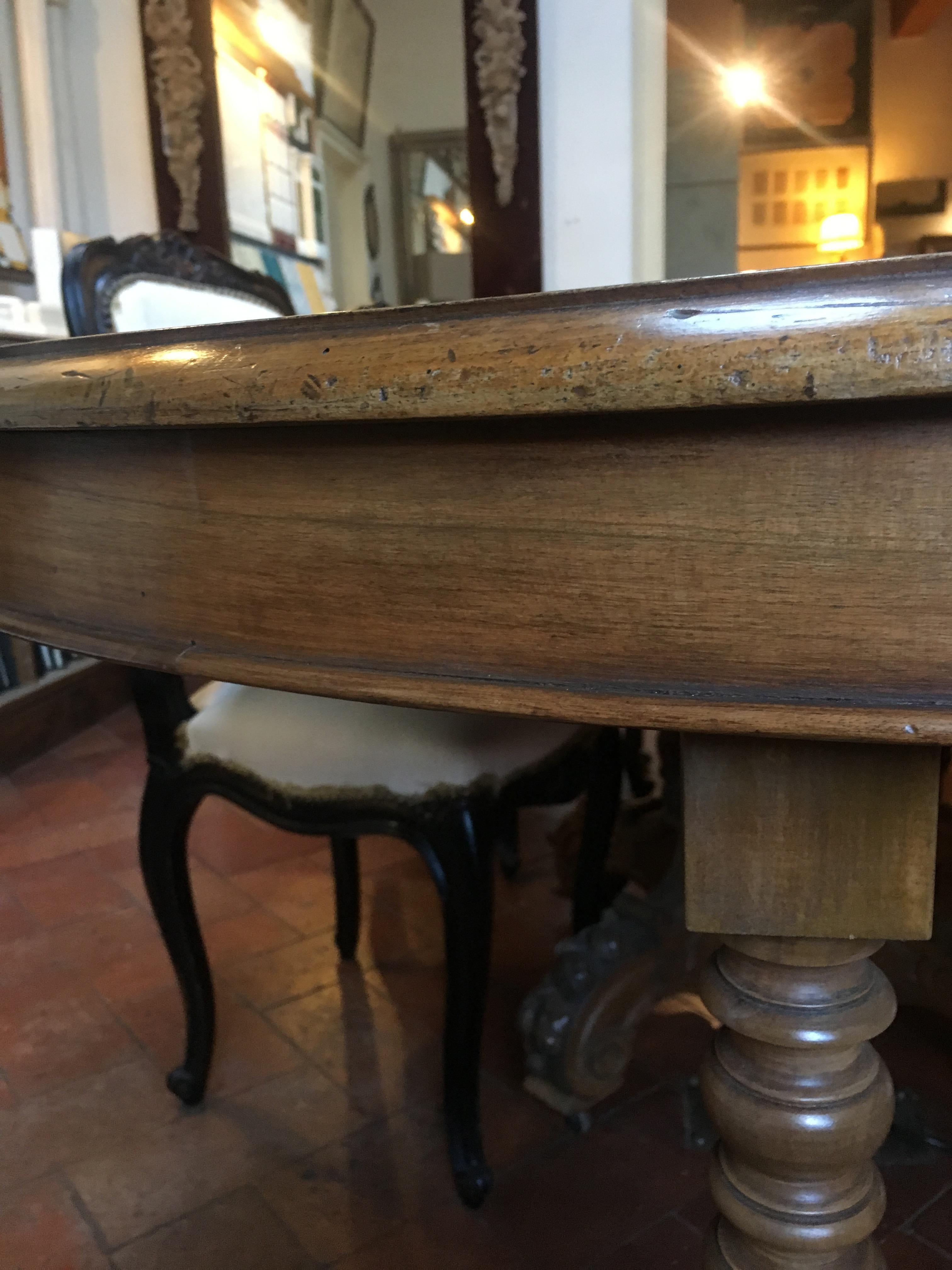 19th Century French Walnut Adjustable Table with Carved Base, 1890s im Angebot 5