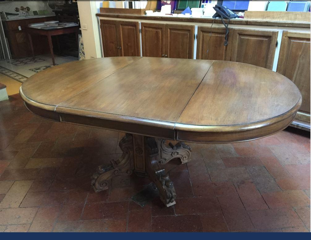 19th Century French Walnut Adjustable Table with Carved Base, 1890s (Viktorianisch) im Angebot