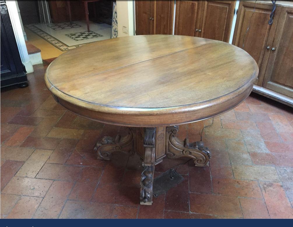 19th Century French Walnut Adjustable Table with Carved Base, 1890s (Französisch) im Angebot