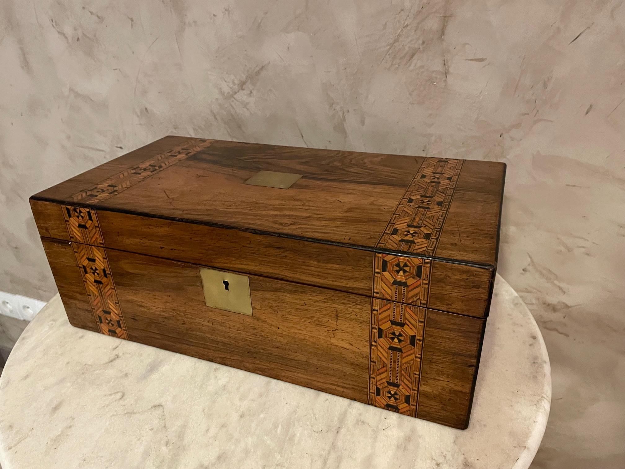 19th Century French Walnut and Brass Writing Boxe For Sale 6