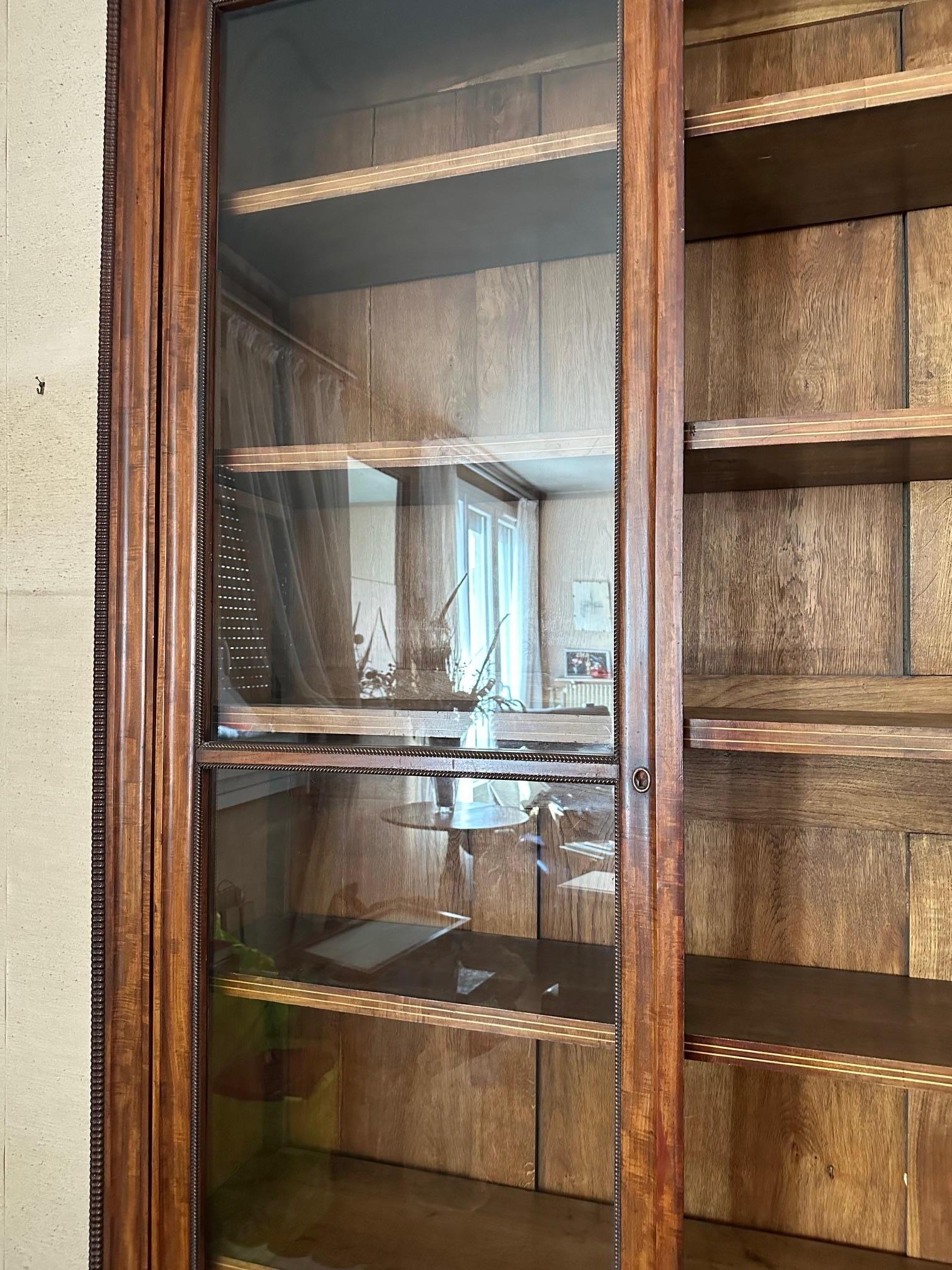 19th century French Walnut and Glass Vitrine, 1850s For Sale 6