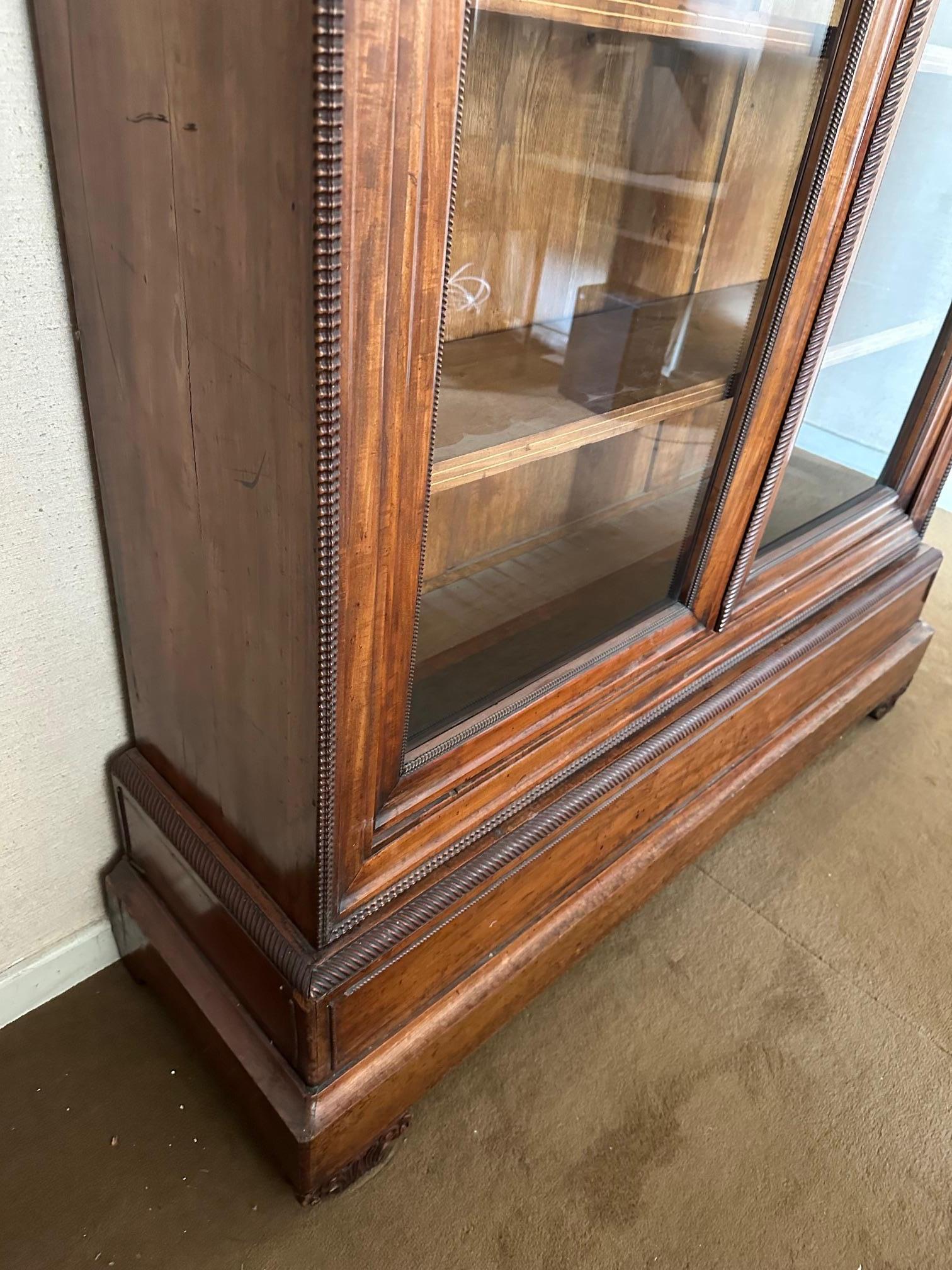 19th century French Walnut and Glass Vitrine, 1850s For Sale 3