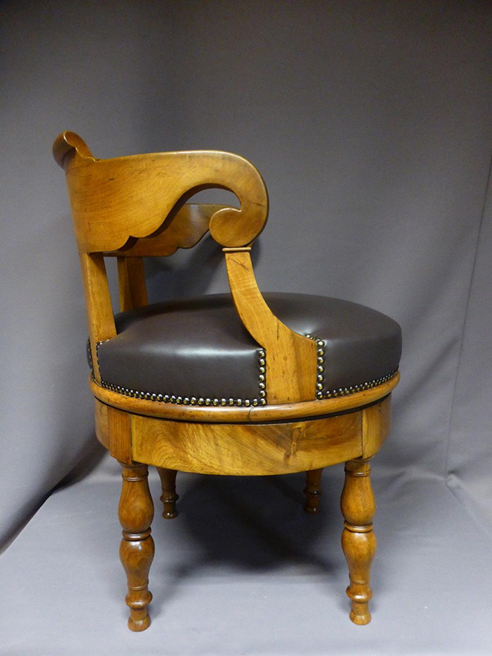 19th Century French Walnut and Leather Turning Office Armchair 2
