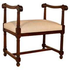 Panca in noce francese del XIX secolo con braccioli