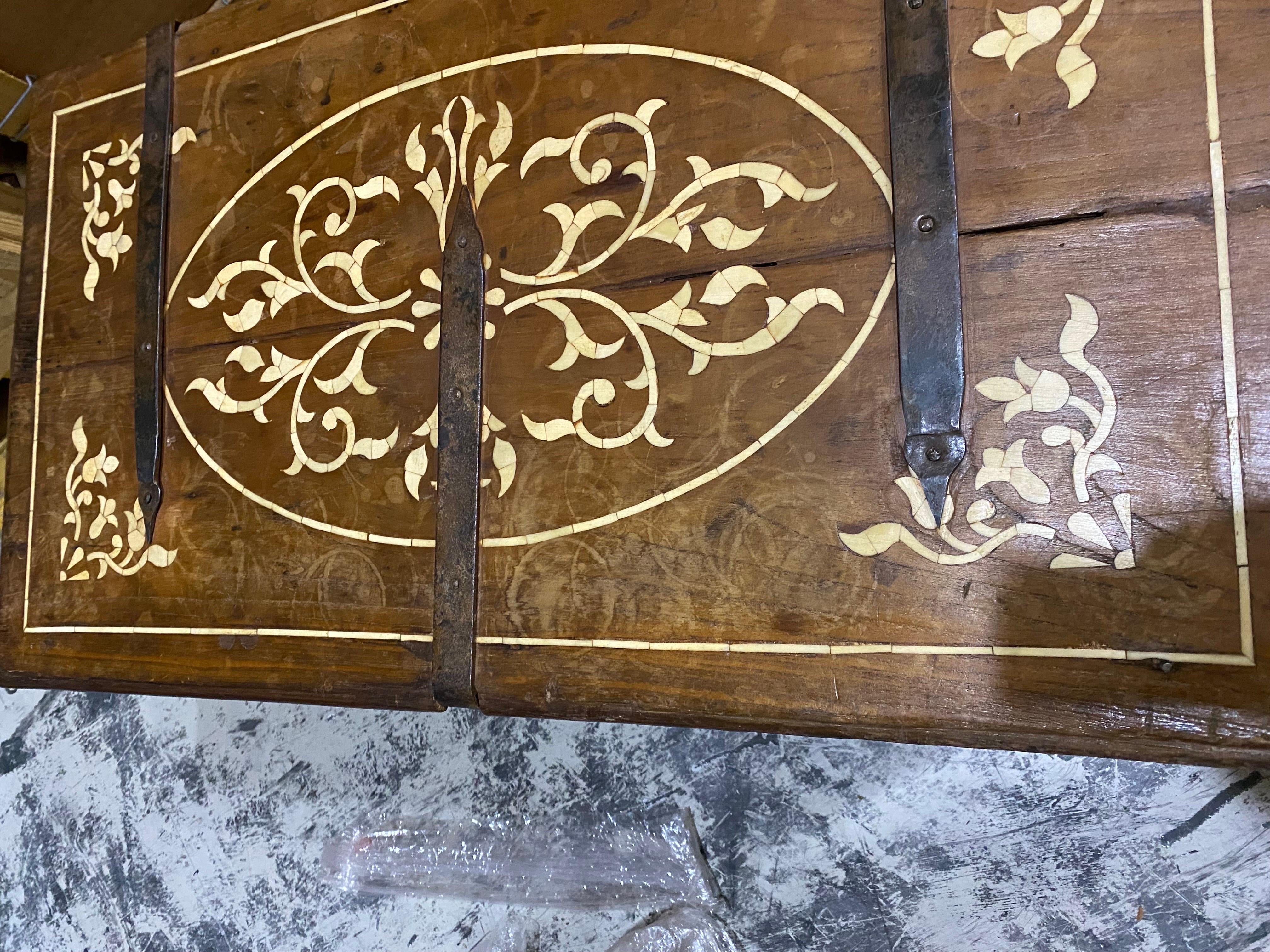 19th Century French Walnut & Bone Floral Inlaid Trunk 8